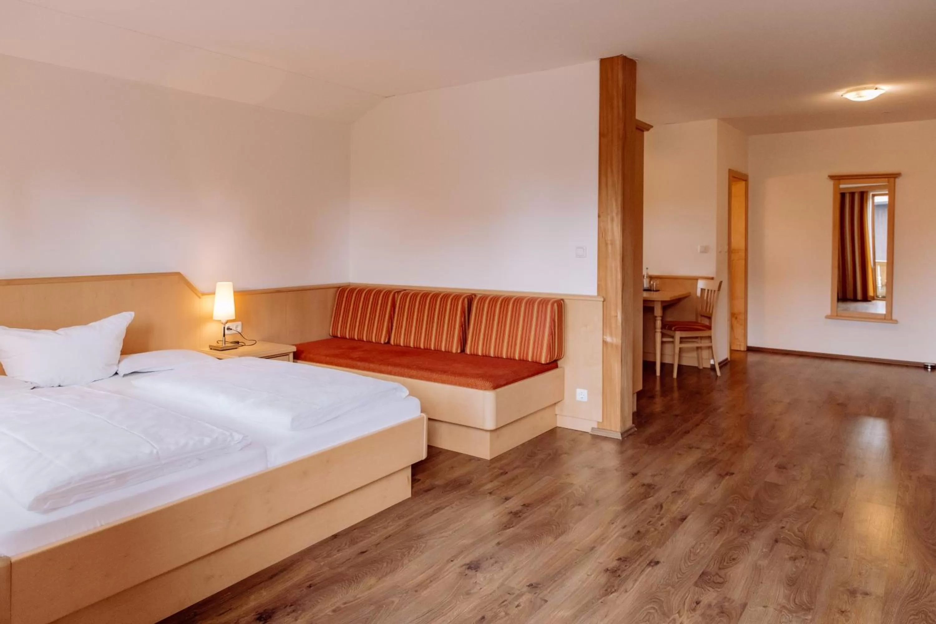 Apartment with Balcony in Hirzinger - Gasthaus und Hotel