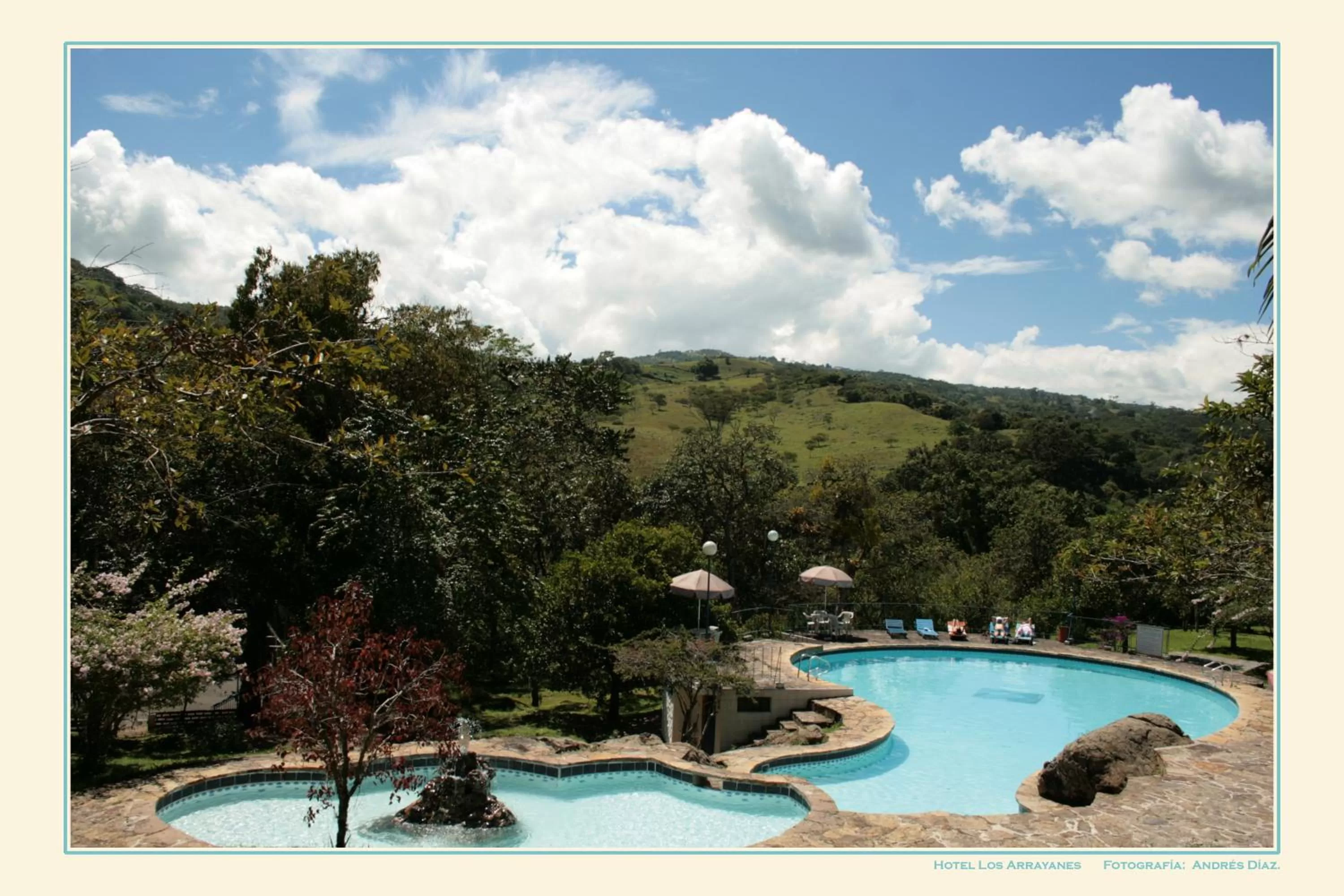Swimming pool in Hotel Campestre Los Arrayanes