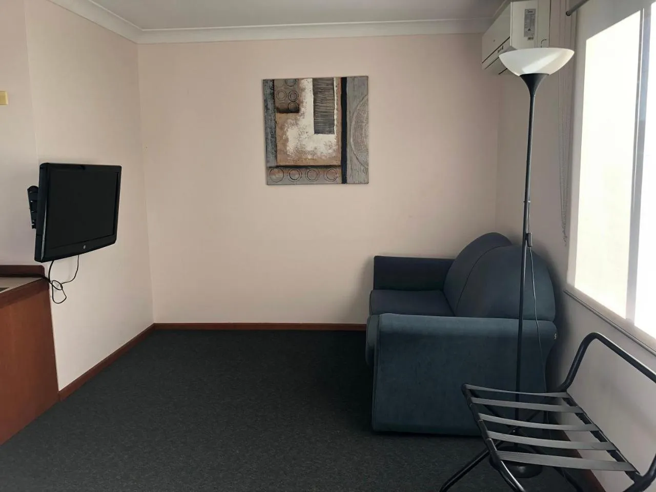 Seating area in Marco Polo Motor Inn Taree