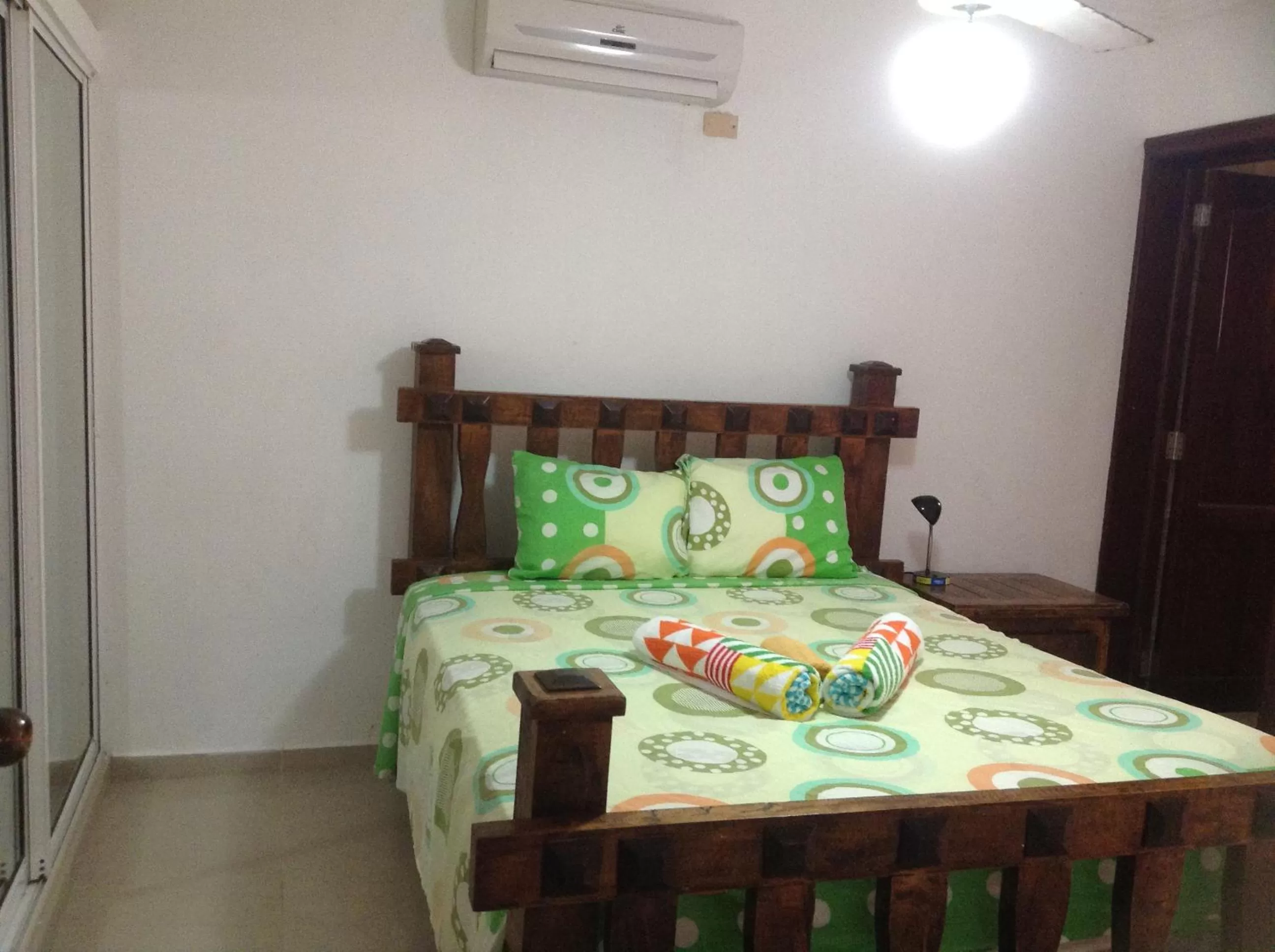 Bed in White Sands shared apartments