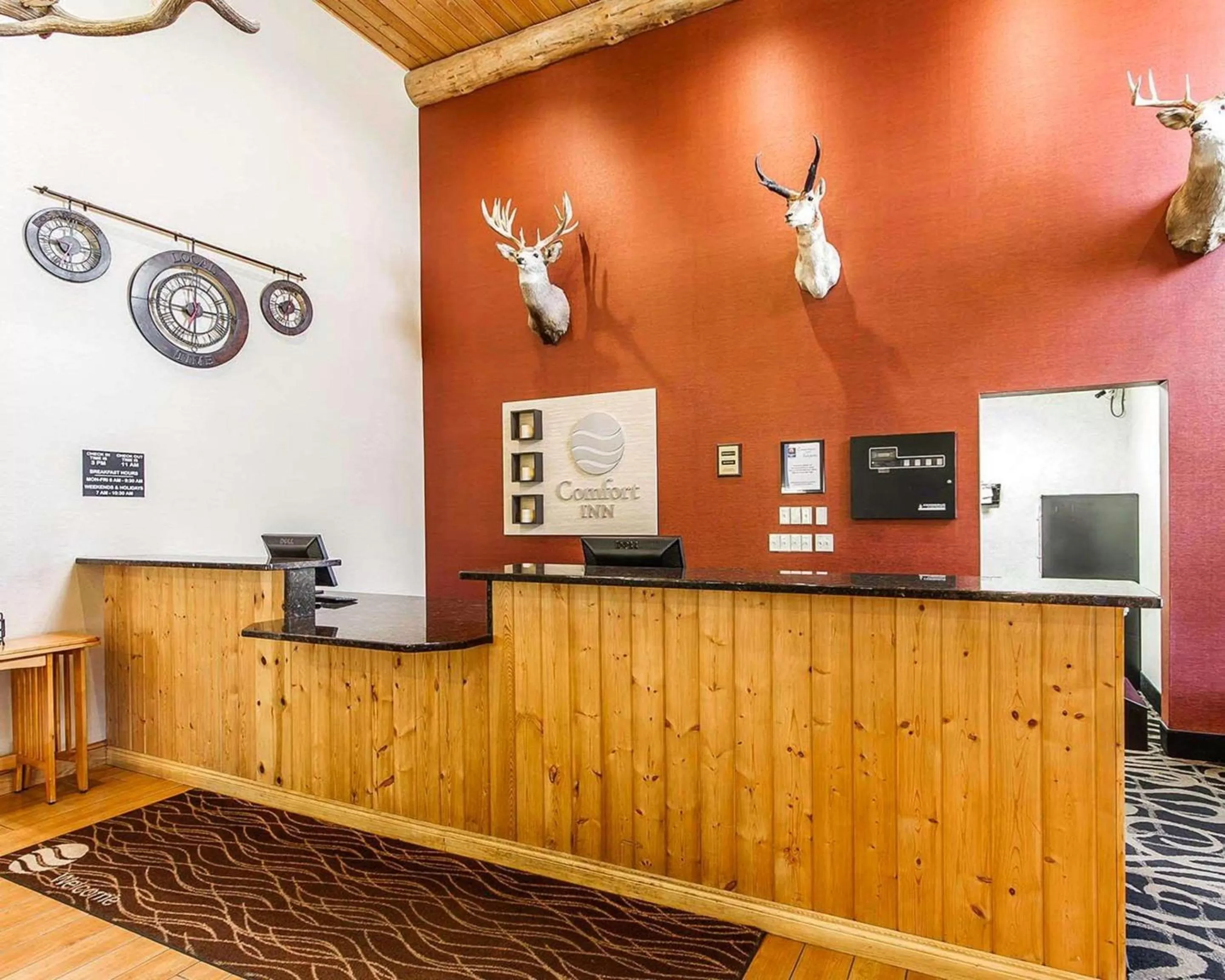 Lobby or reception in Comfort Inn Owatonna near Medical Center