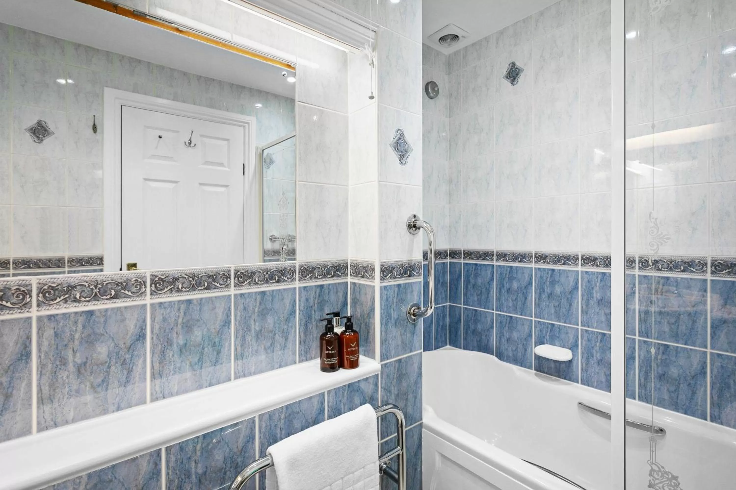 Bathroom in The Berburry