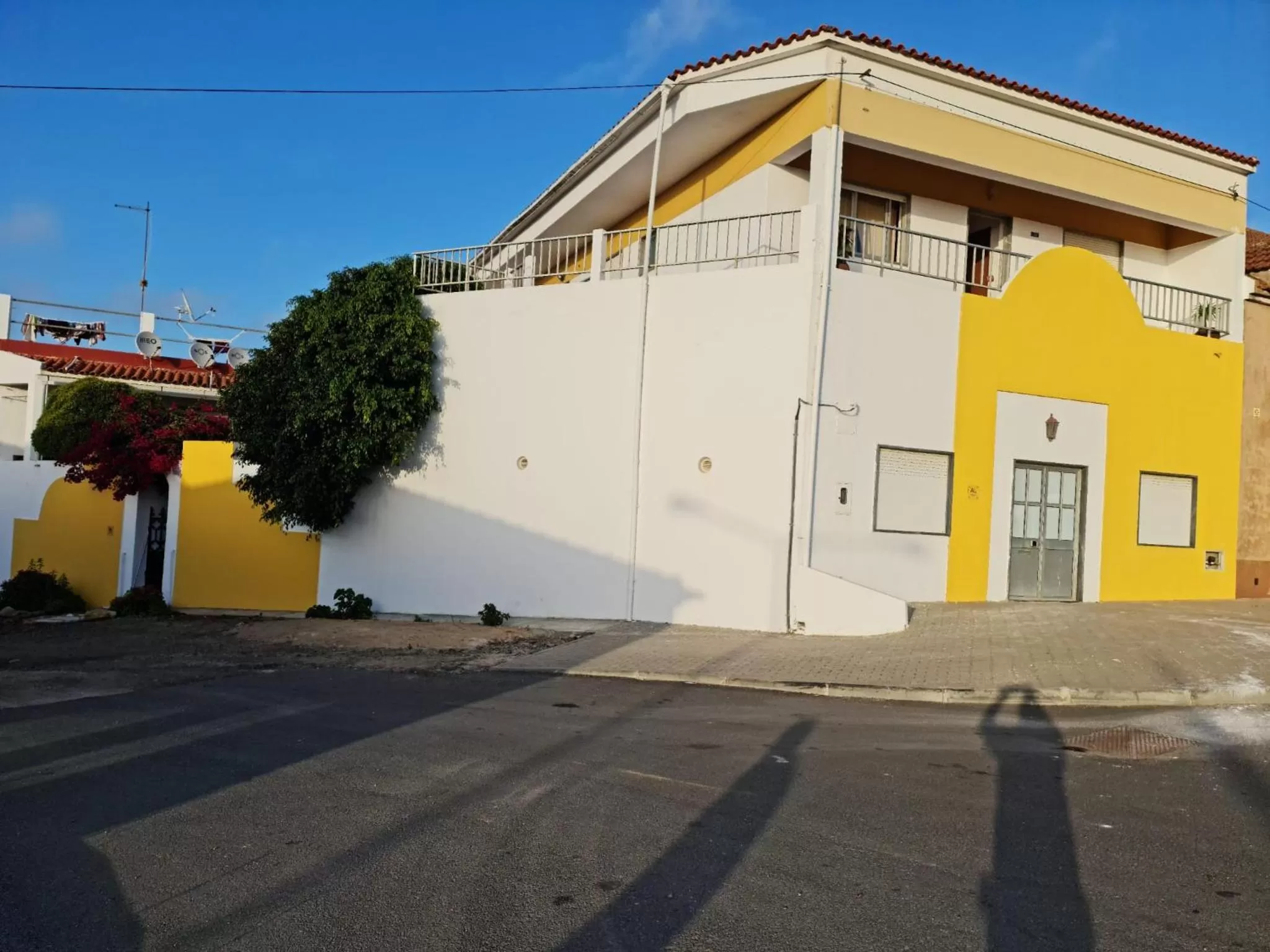 Property Building in Alojamento Local Largo da Igreja