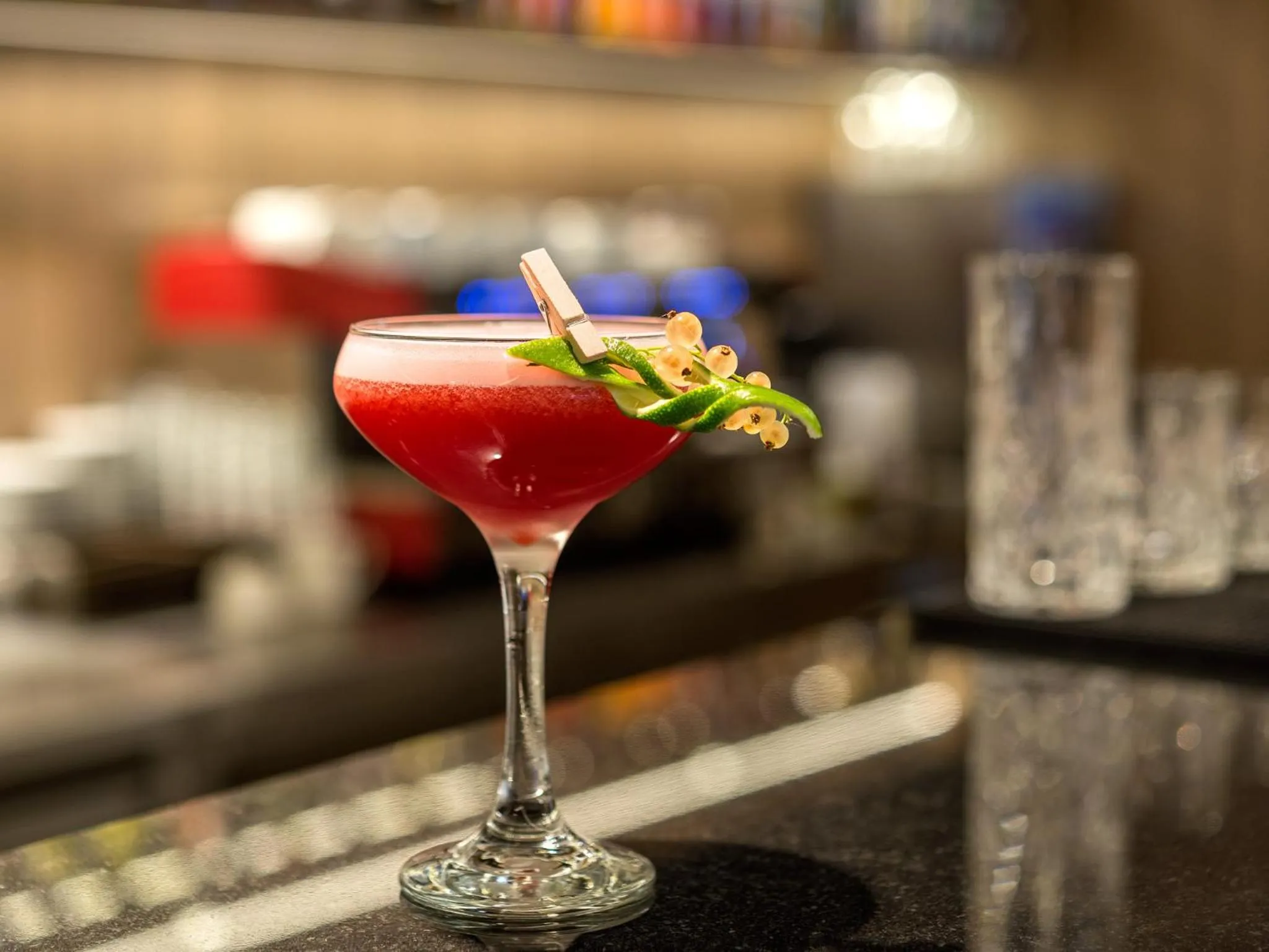 Lounge or bar in Golden Tulip Krakow Kazimierz