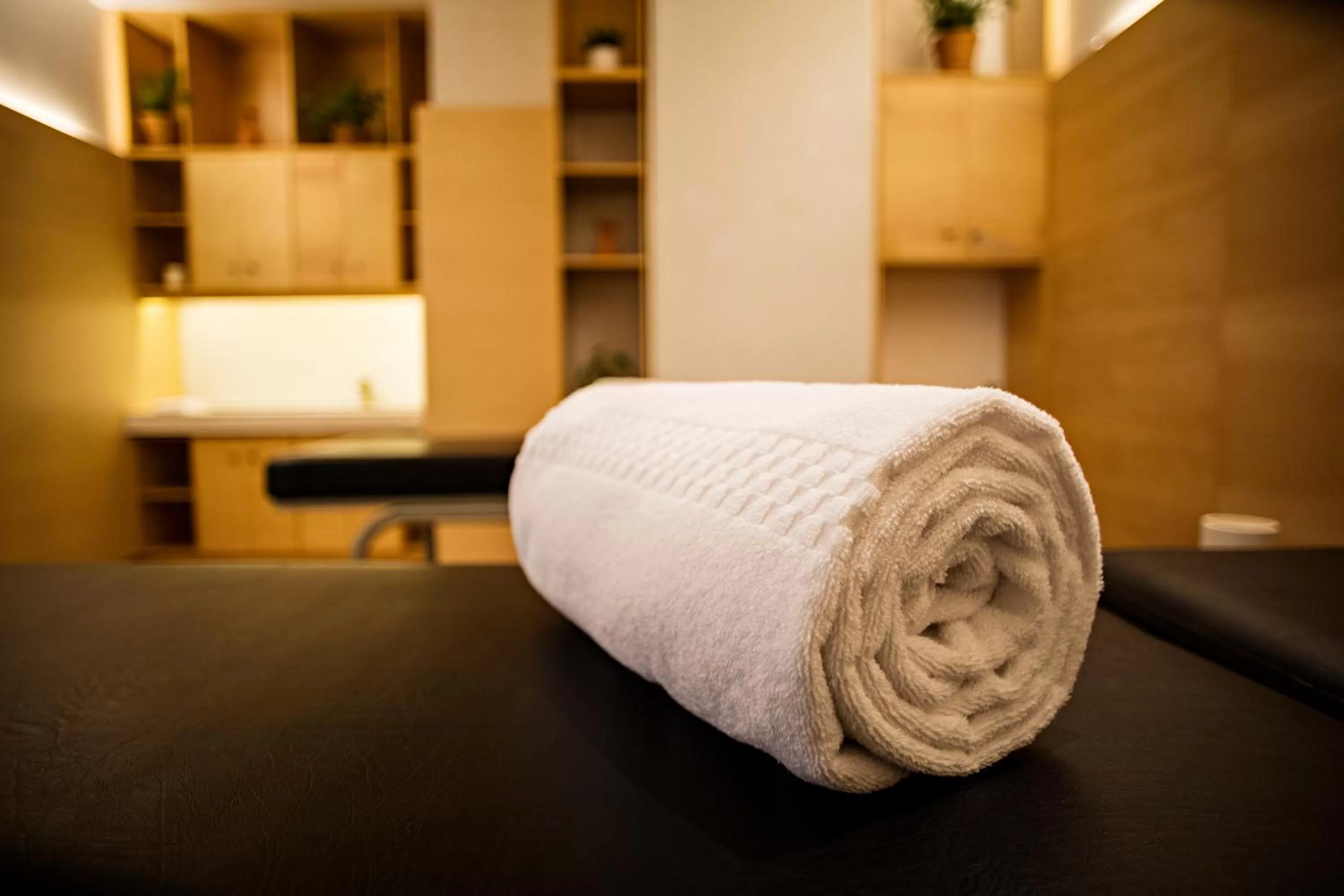 Massage in Met Hotel