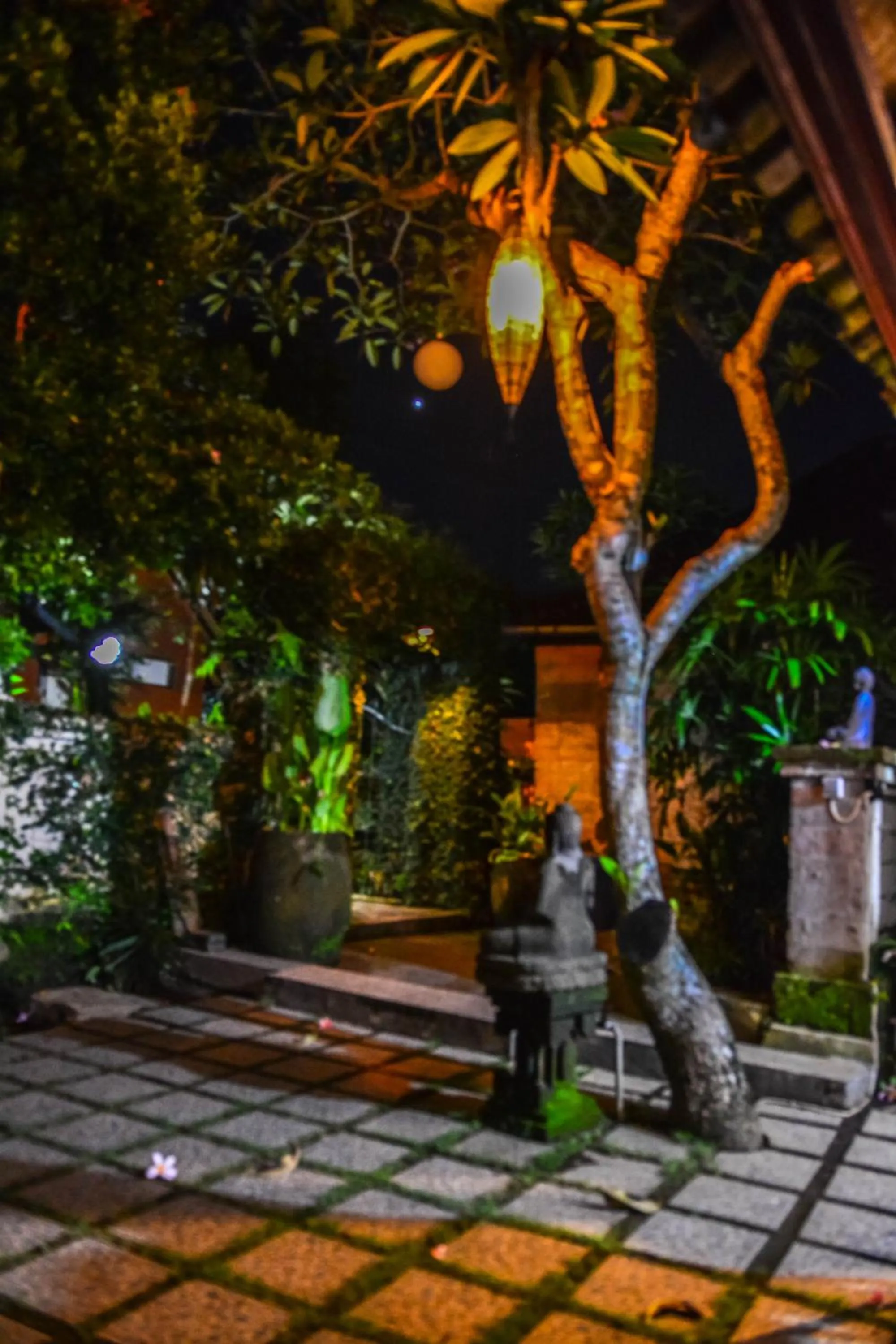 Facade/entrance in Griya Sriwedari