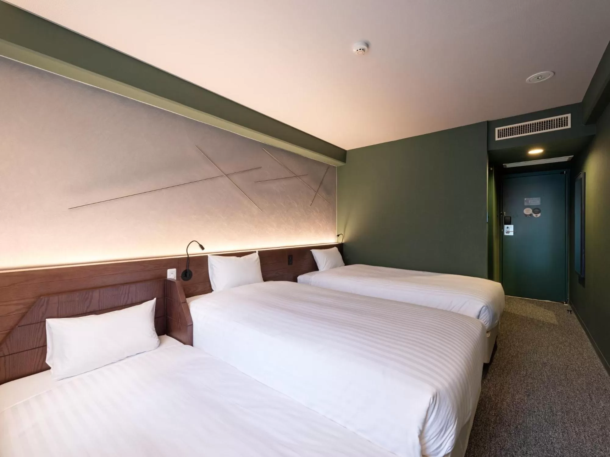 Photo of the whole room, Bed in EN HOTEL Hiroshima