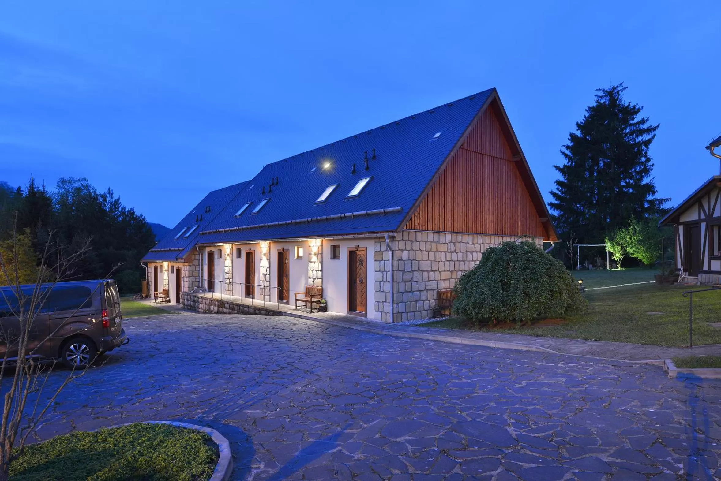 Parking in Rezidence Pihel