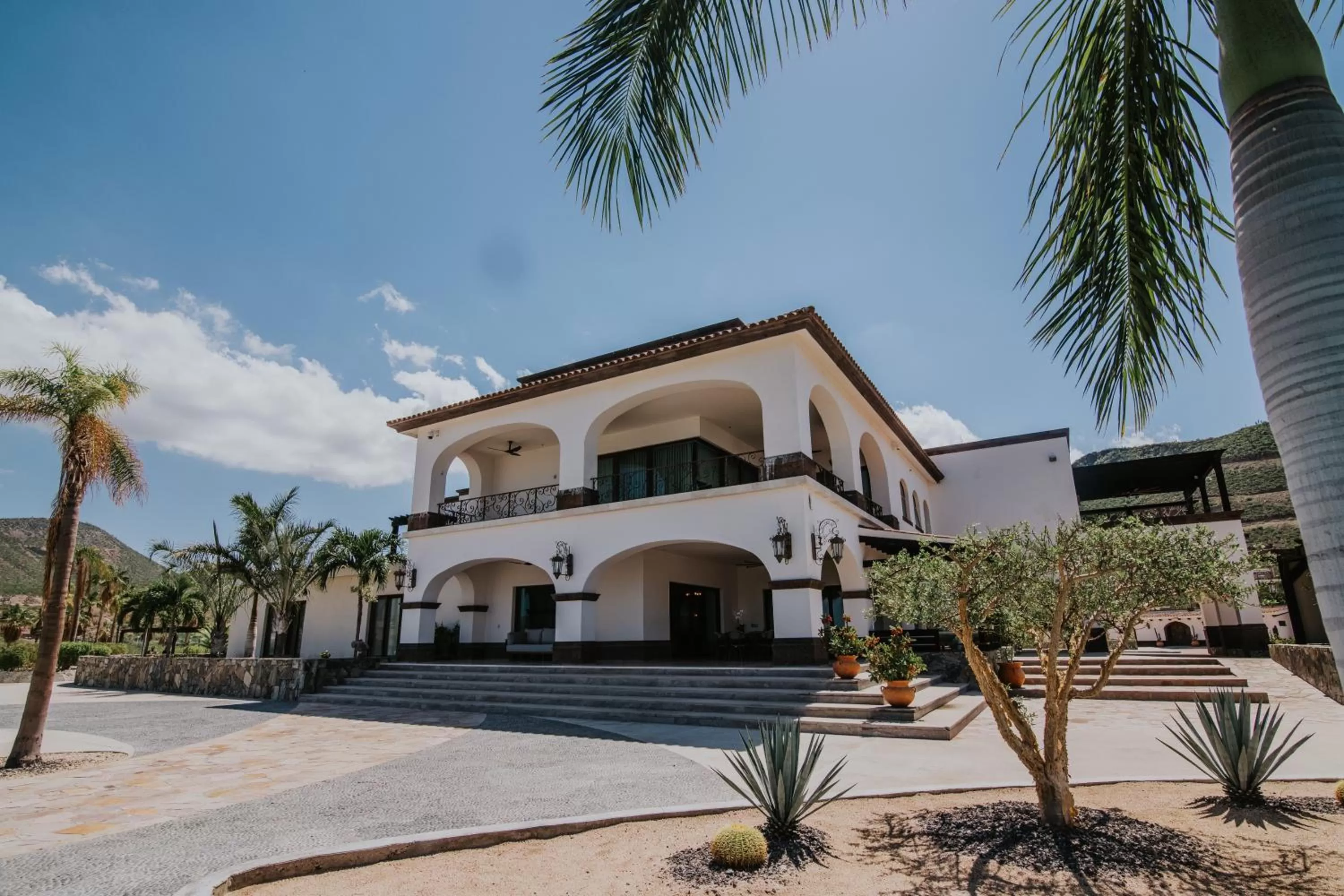 Property building in Orchid House Baja