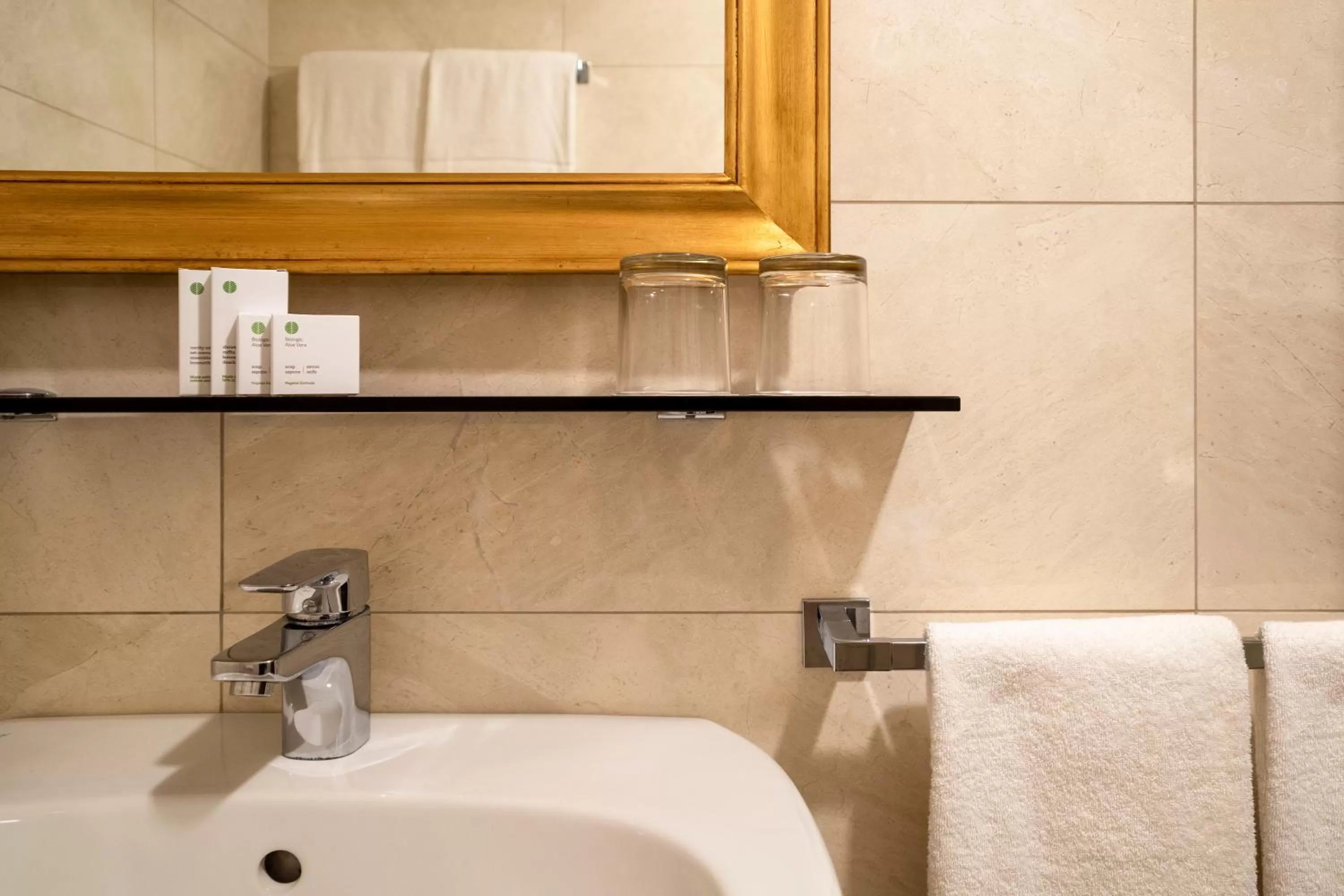 Bathroom in Palazzo Porta Romana Hotel