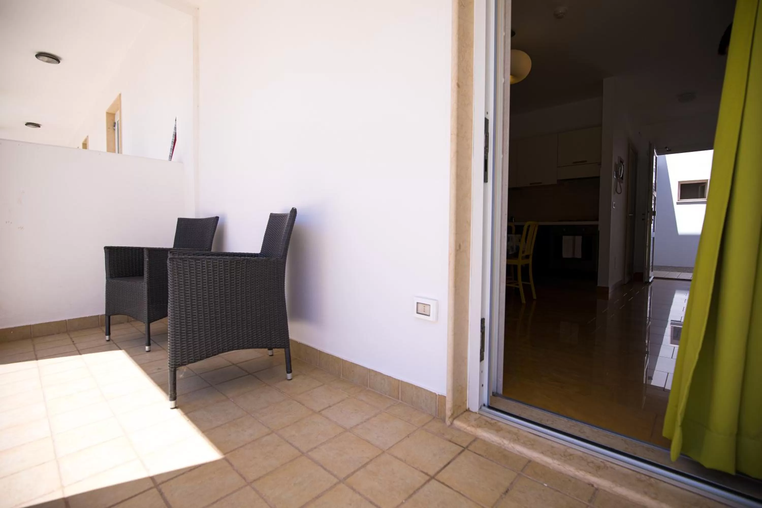 Patio in Donnosanto Residence Torre Santa Sabina
