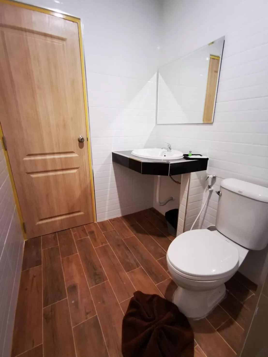 Shower in Triple Trees Hotel