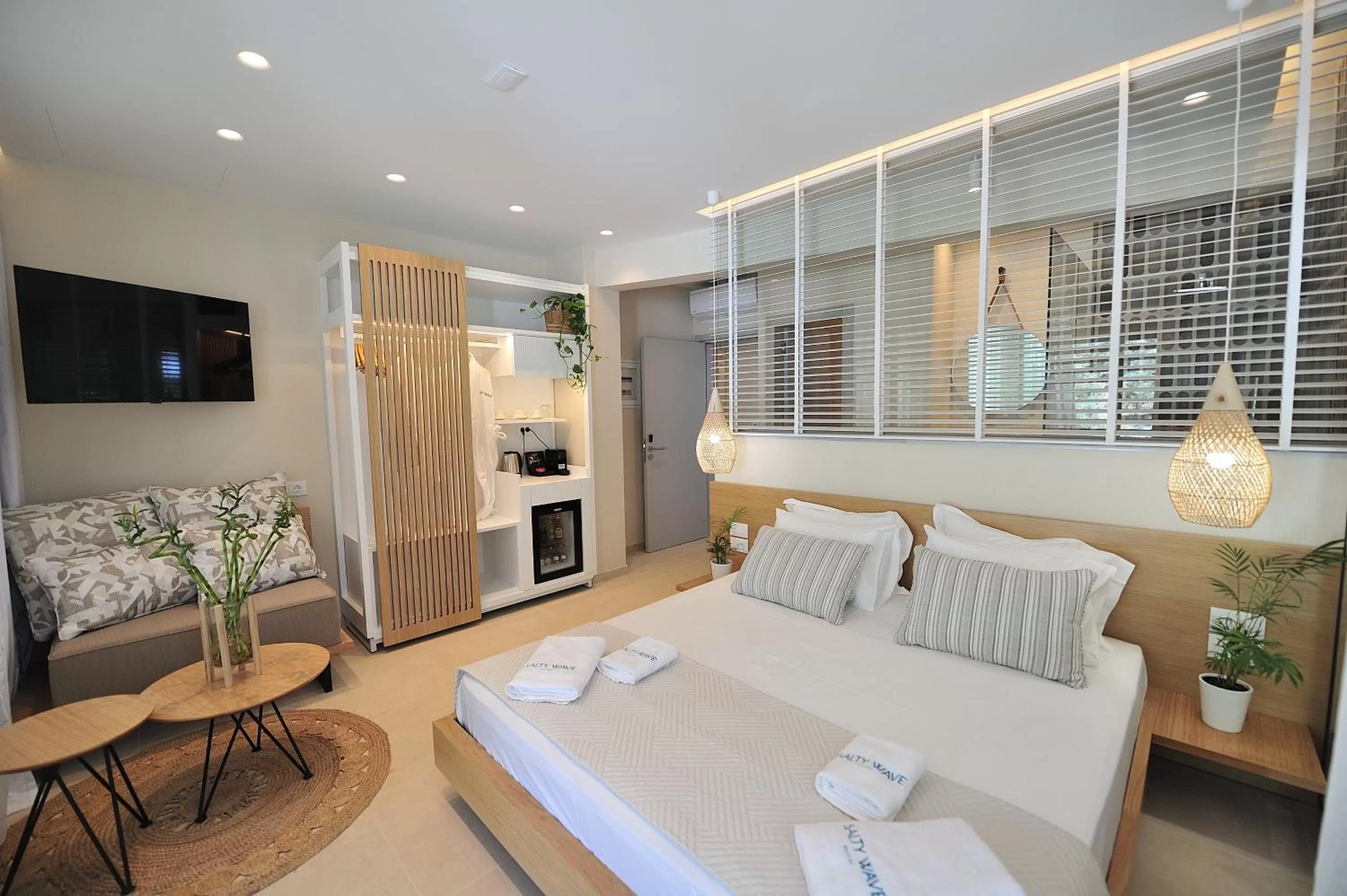 Bed in Salty Wave Suites