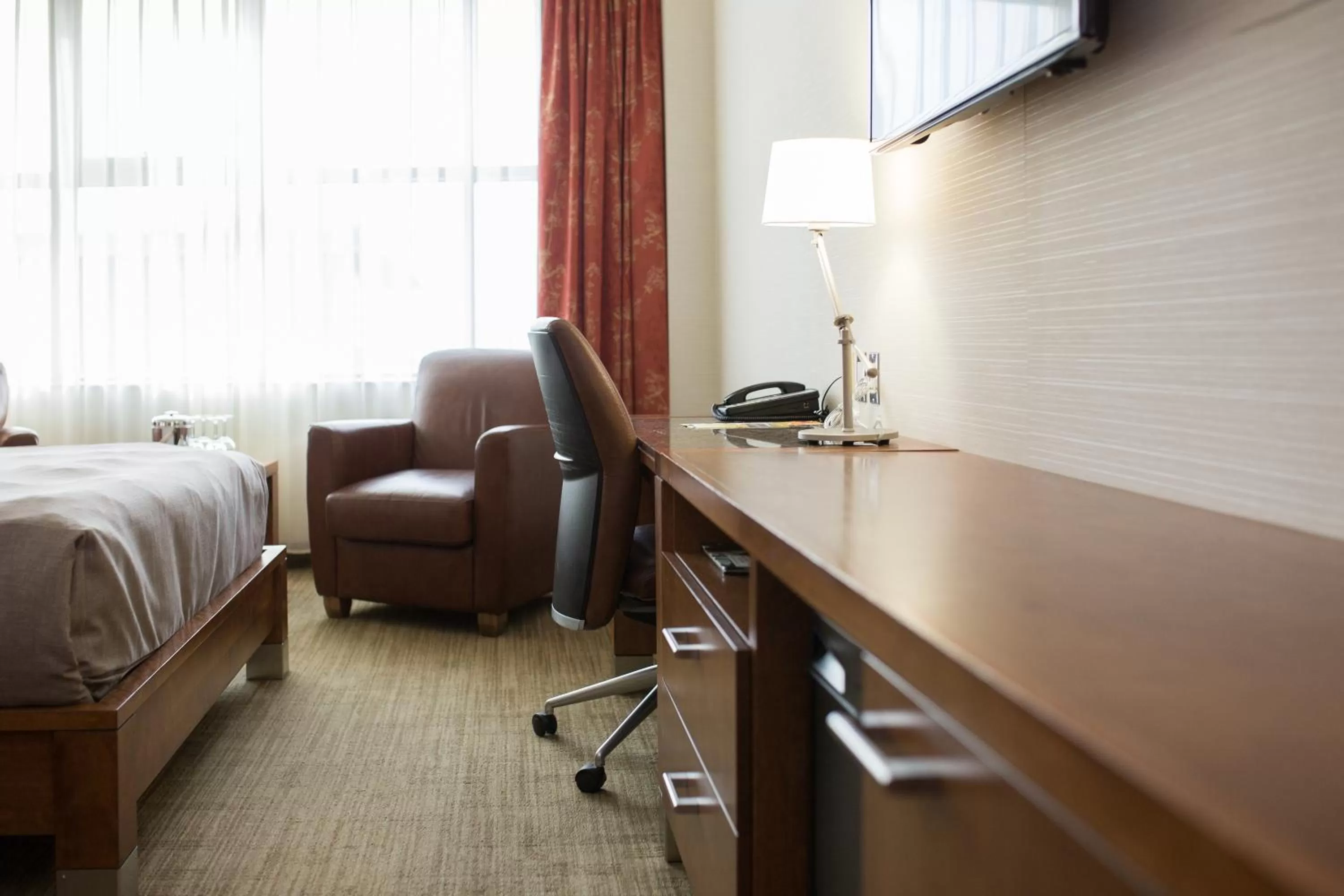 Other, Bed in Hotel Chateau Laurier Québec