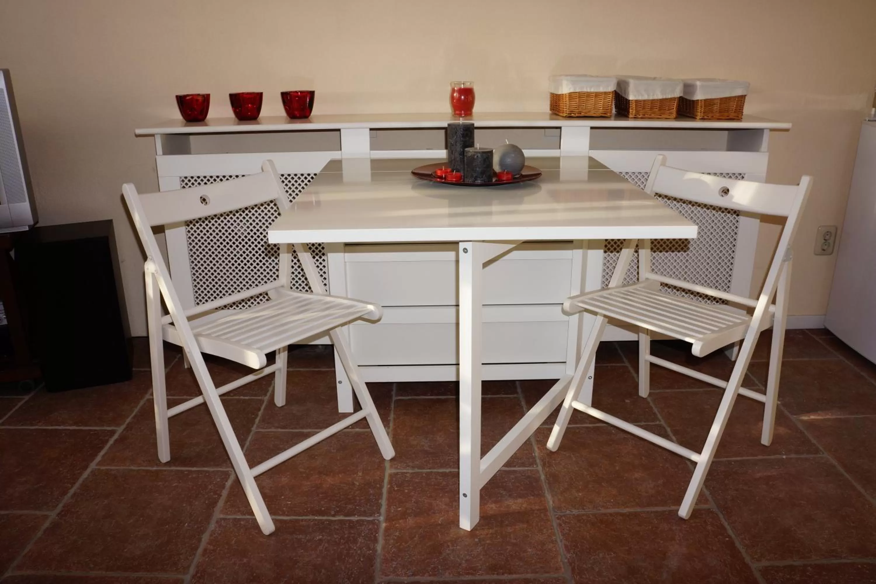 Dining Area in Quarenta Studio