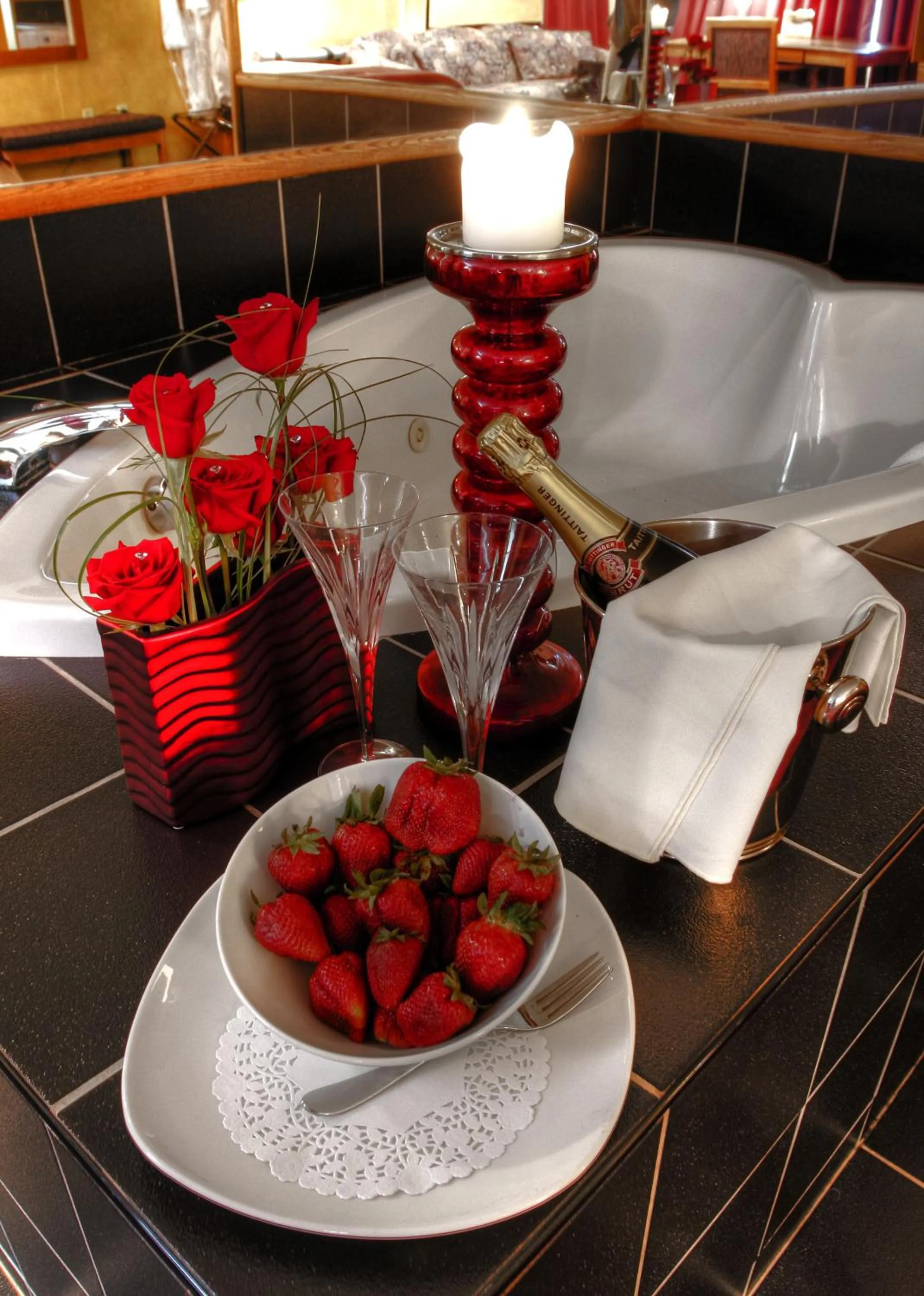 Hot Tub in South Hill Lodge