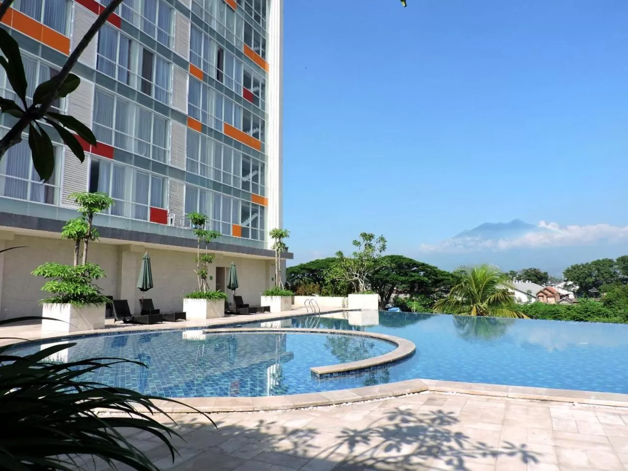 Swimming pool in Ascent Premiere Hotel and Convention