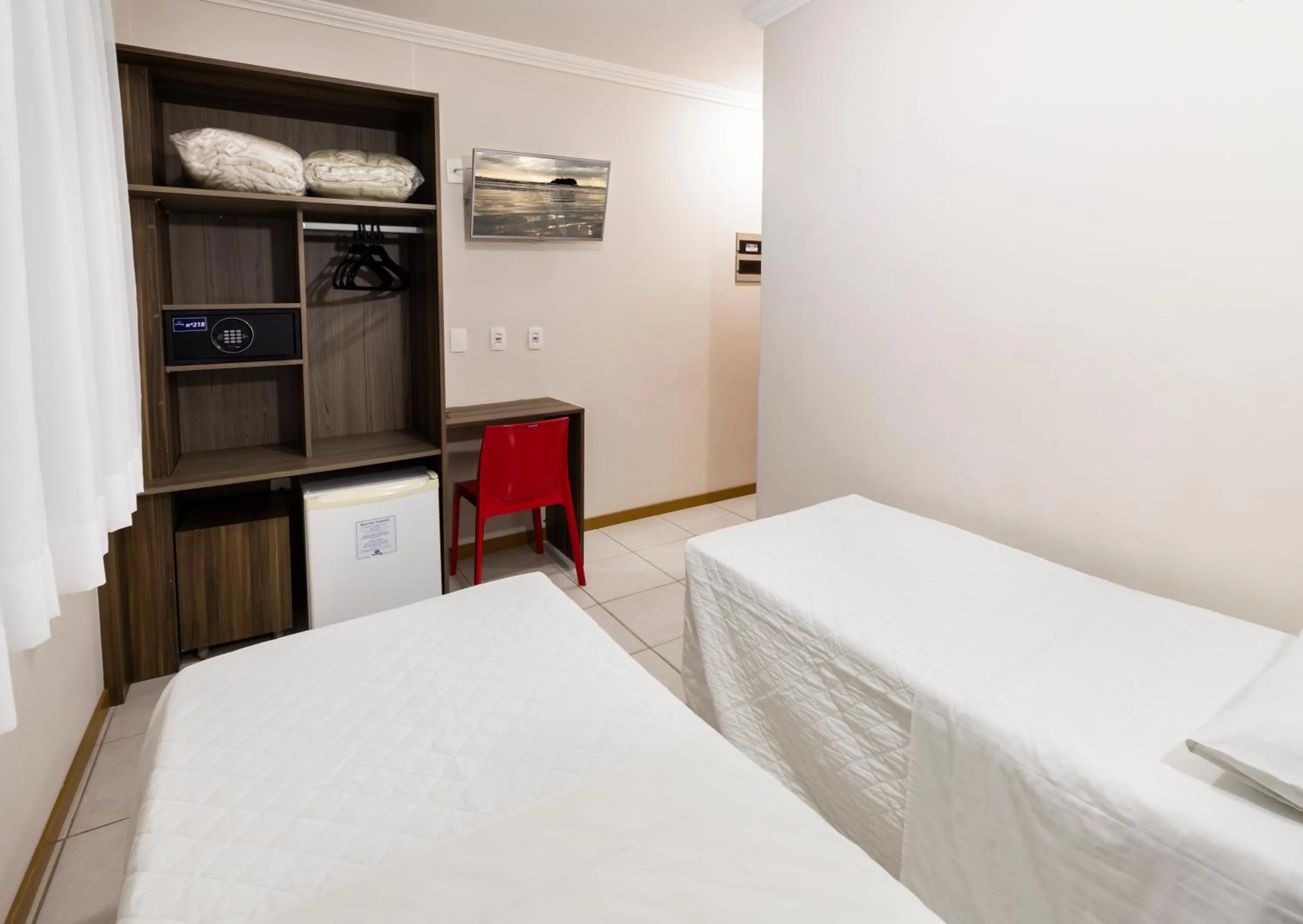 Bedroom, Bed in Centromar Hotel