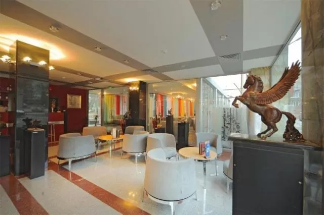 Lounge or bar in Hotel City Pleven