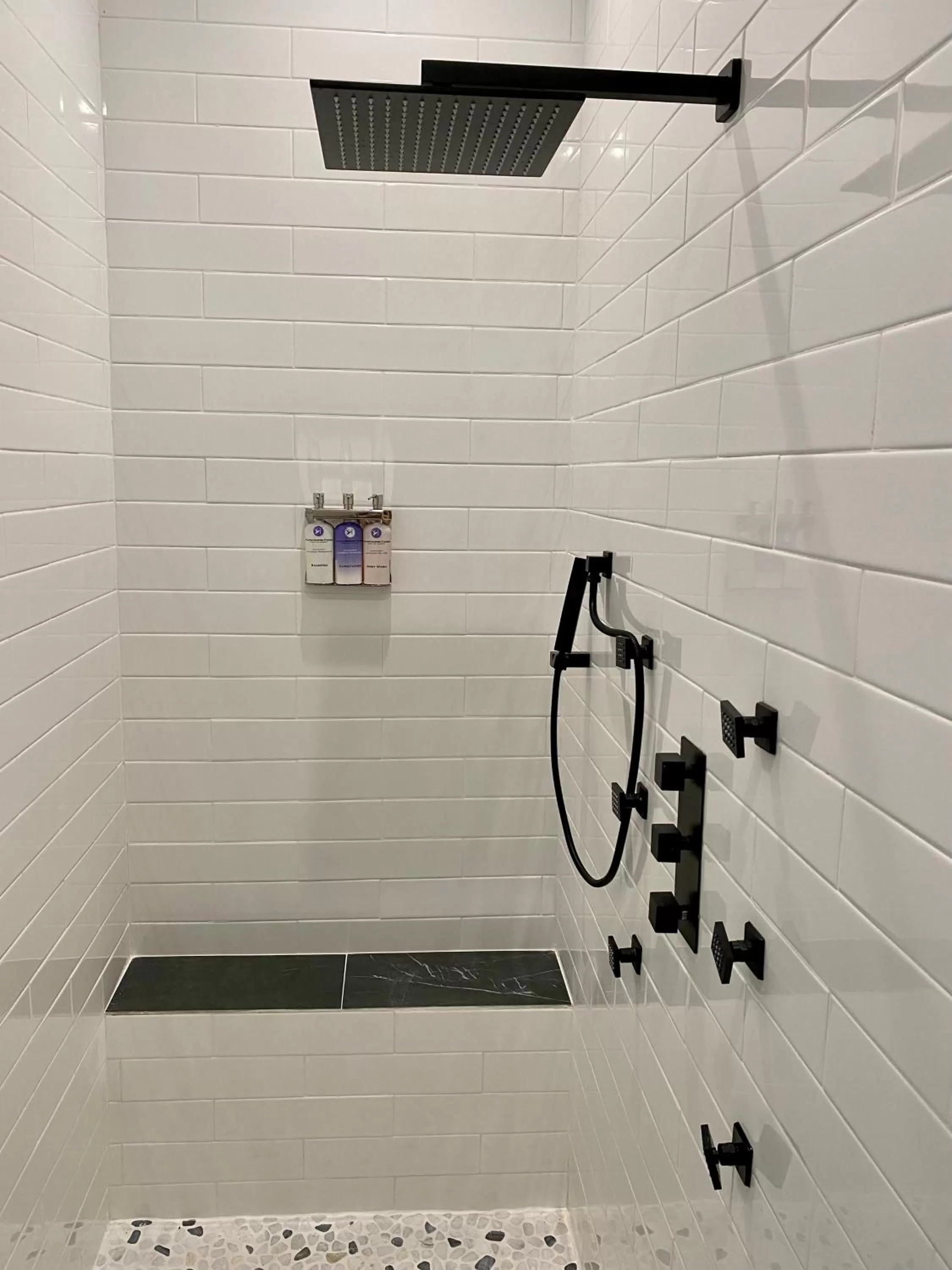 Bathroom in The Bentley Hotel on 290