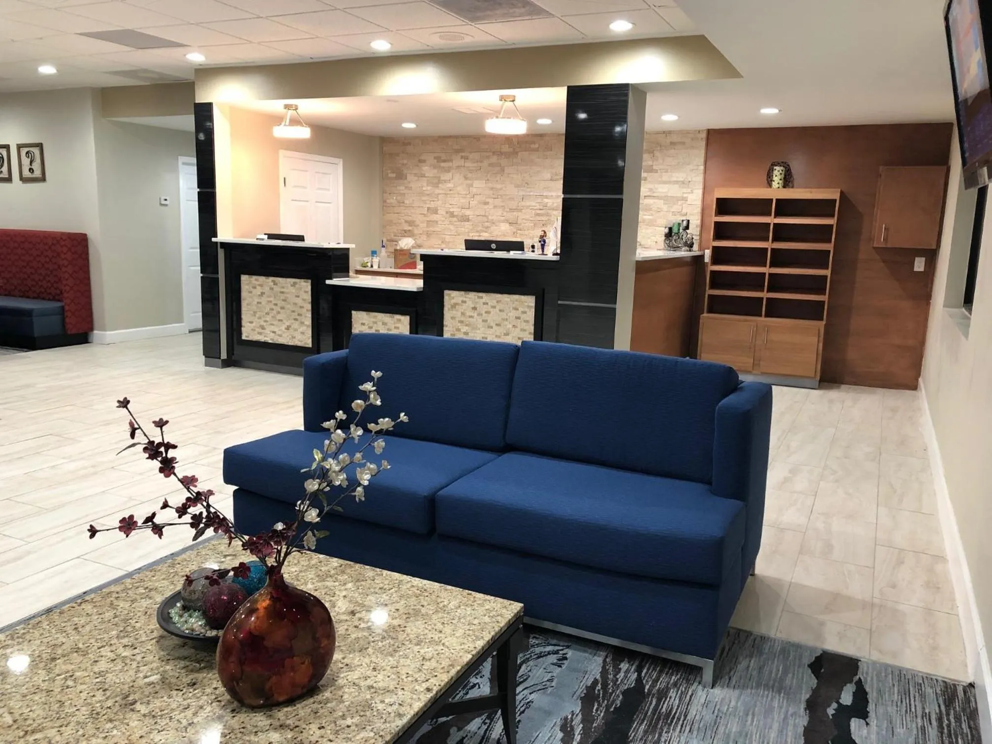 Breakfast in Quality Inn Dalton East