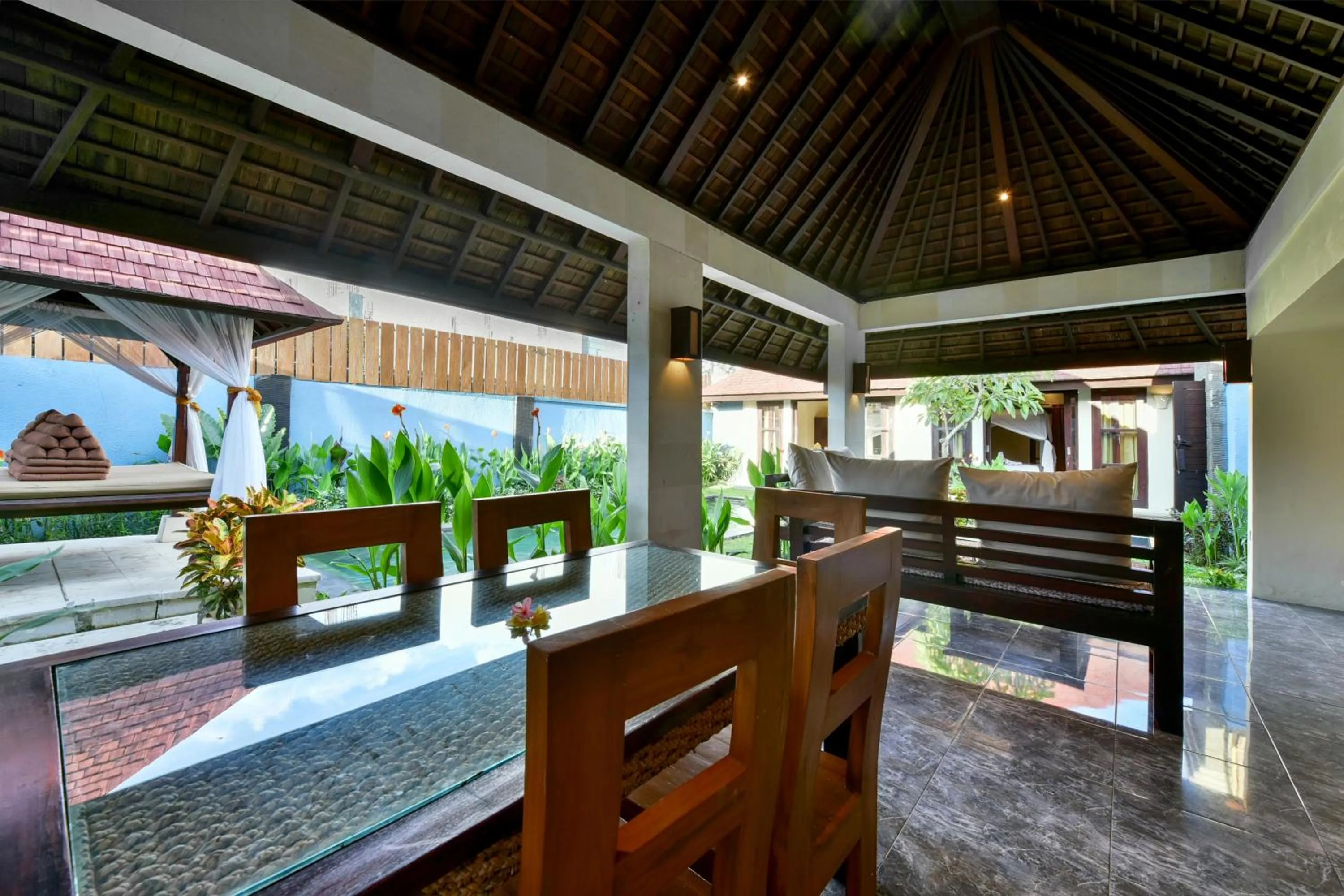 The Khayangan Dreams Villa Umalas