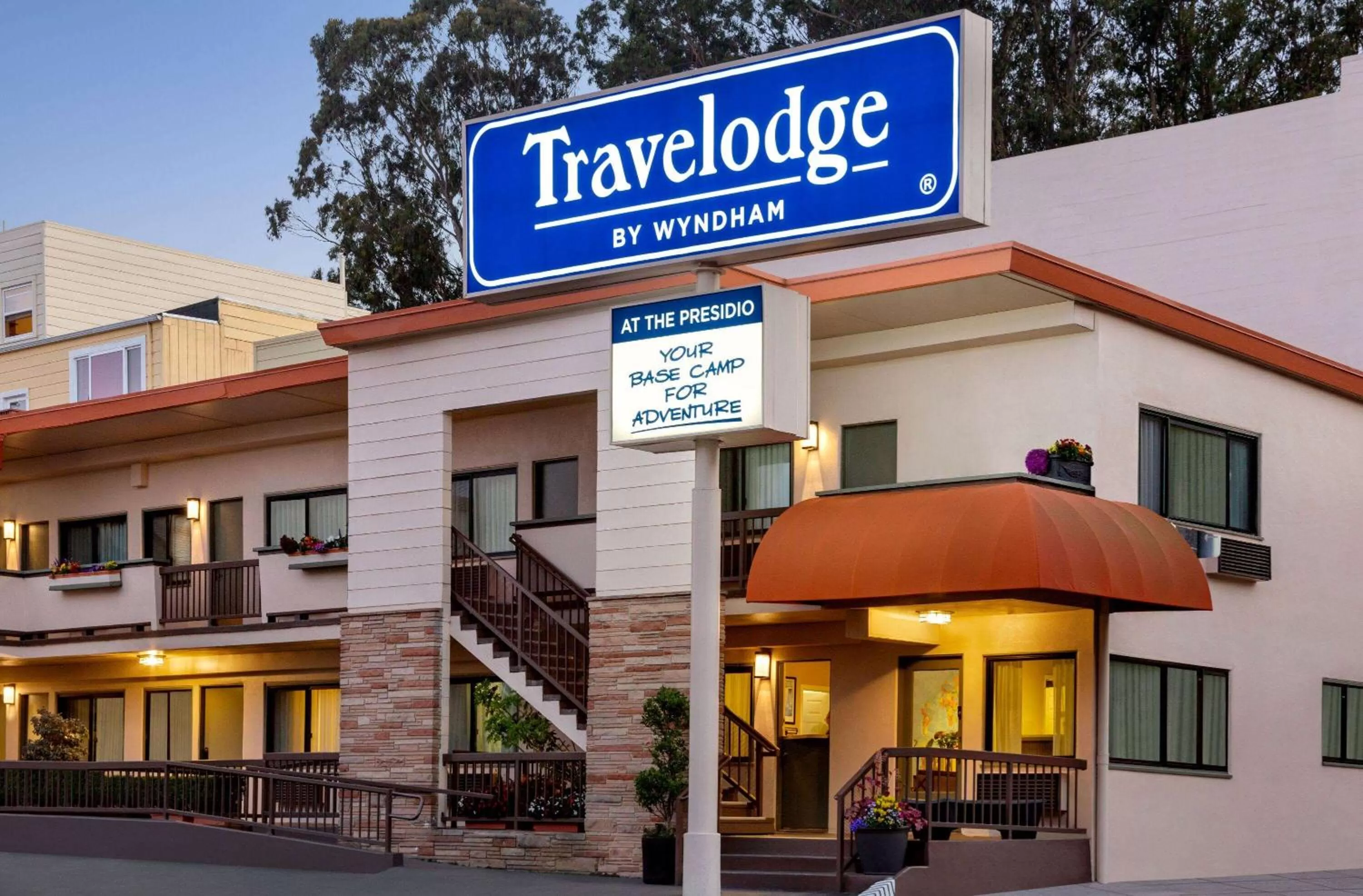 Property building in Travelodge by Wyndham Presidio San Francisco