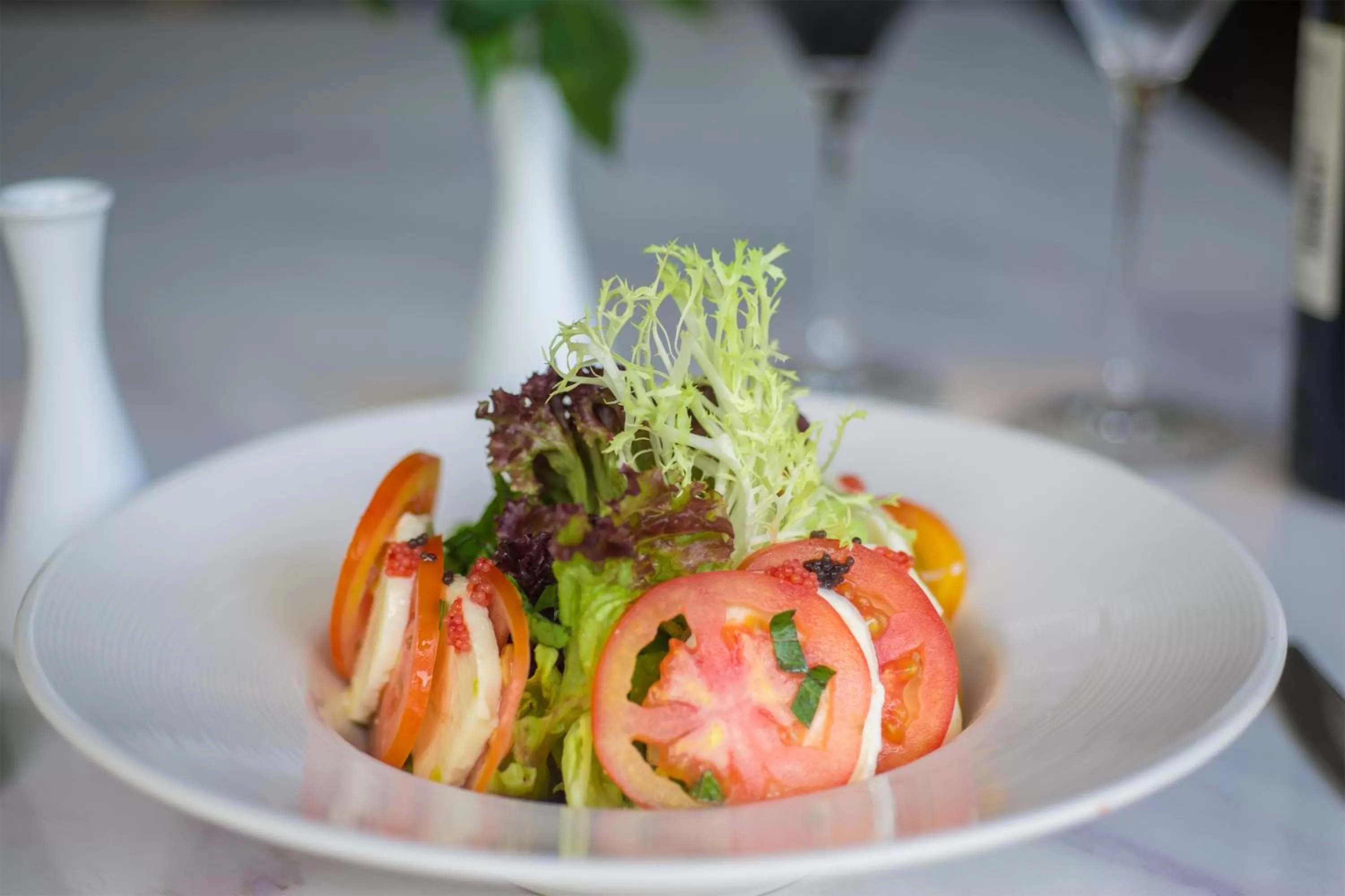 Food and drinks in Metta Residence & Spa