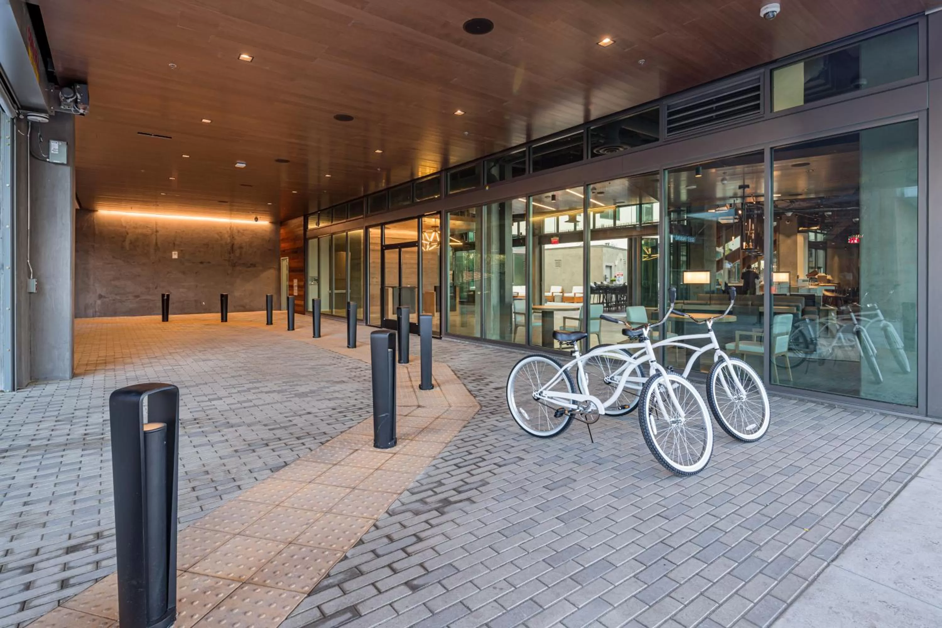 Facade/entrance in Shashi Hotel Mountain View Palo Alto