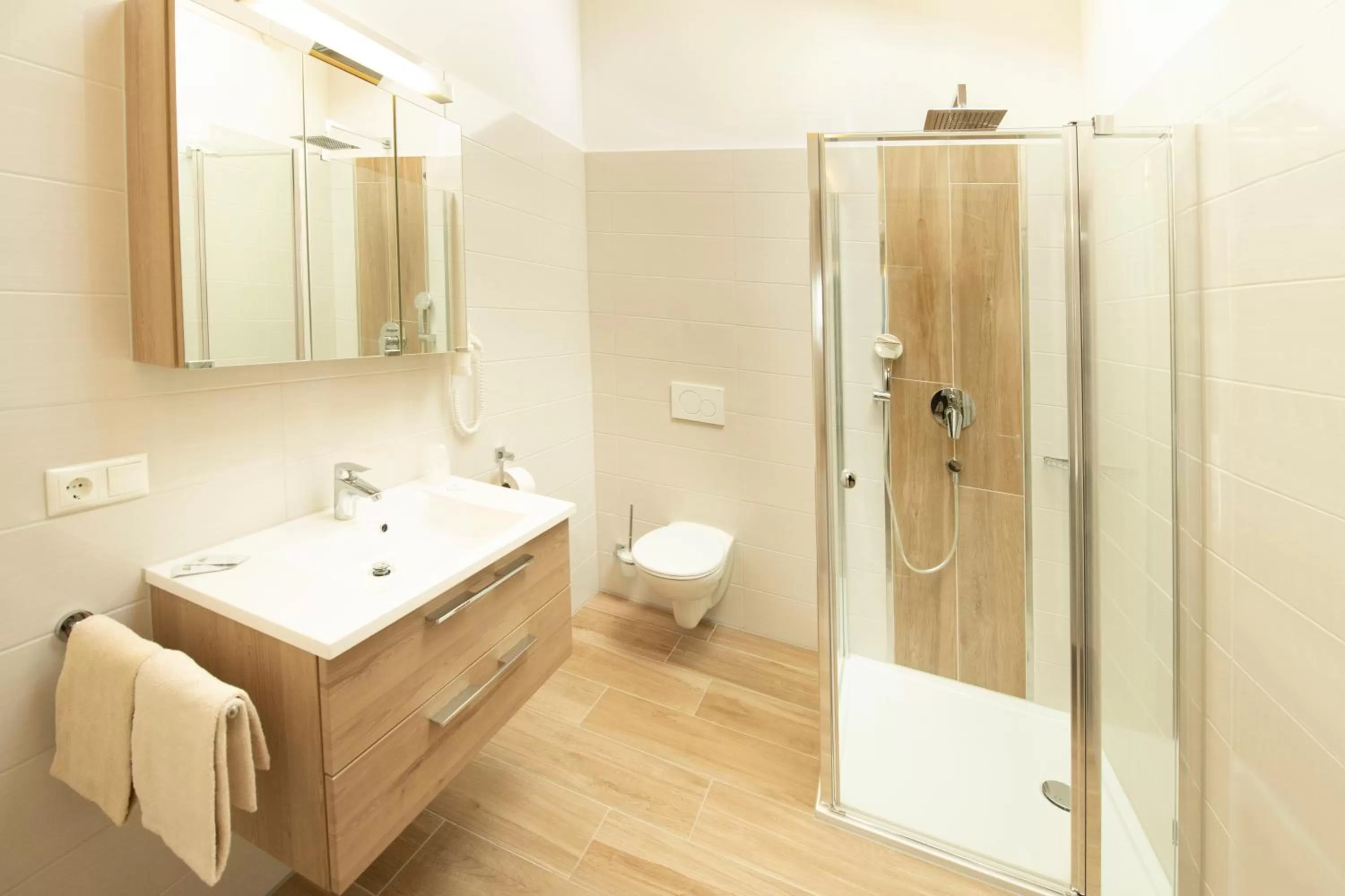 Bathroom in Stadthotel Donauwörth