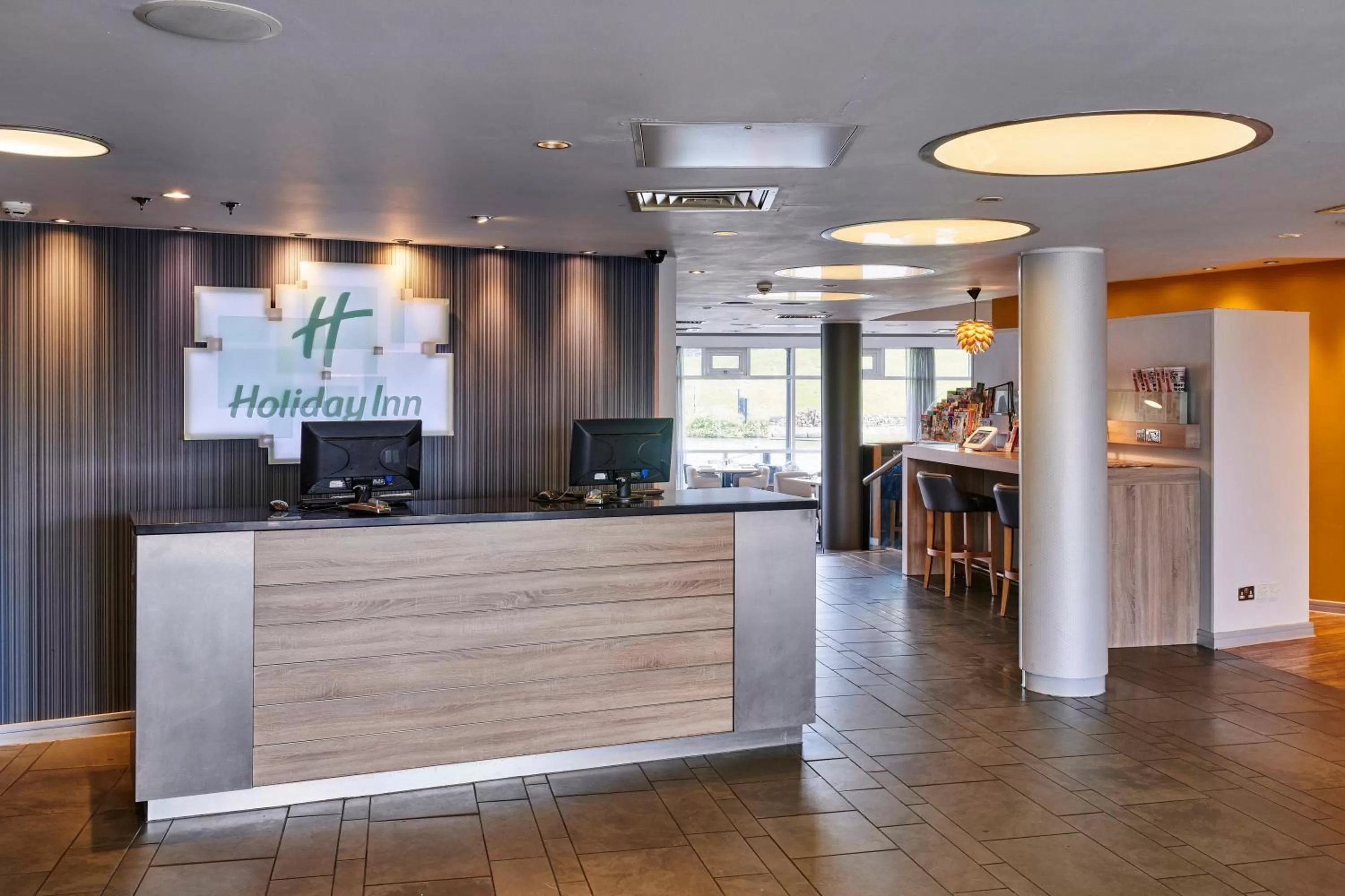 Property building in Holiday Inn Ellesmere Port/Cheshire Oaks by IHG