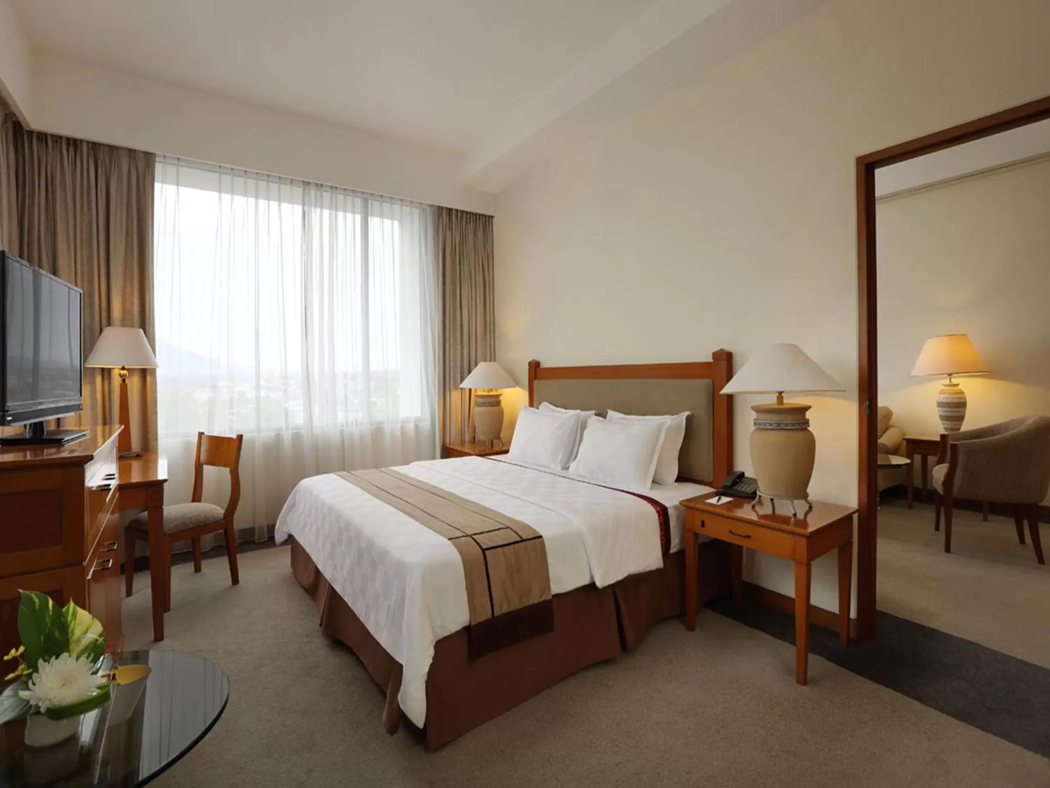 Bedroom, Bed in Aryaduta Manado