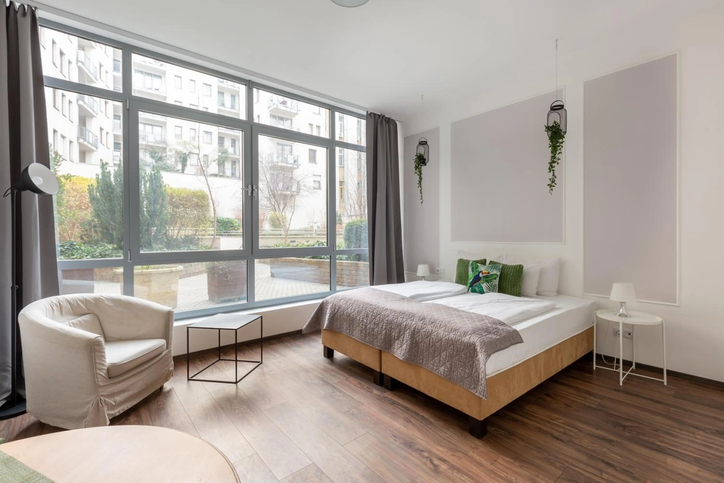 View (from property/room), Bed in Vagabond Downtown