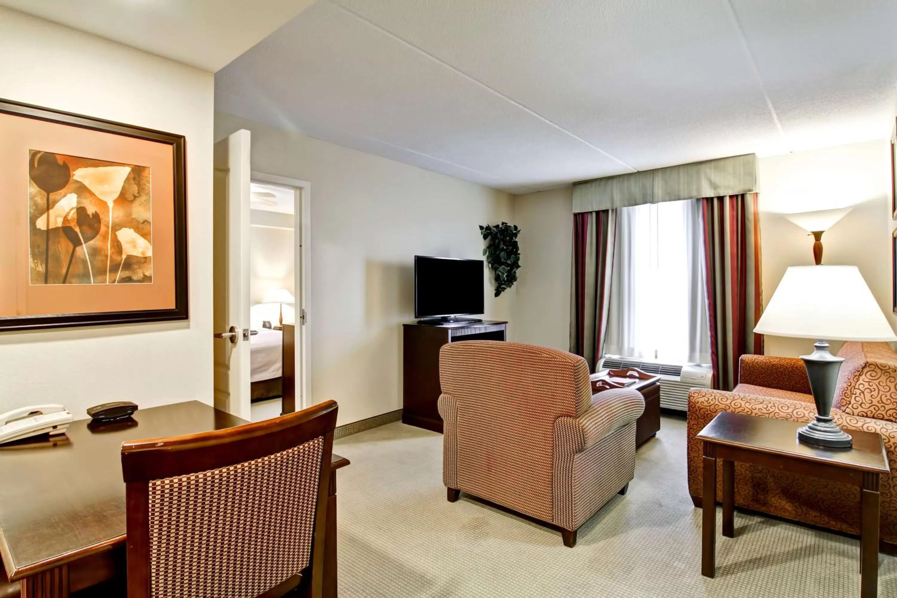 Living room in Homewood Suites by Hilton Sudbury