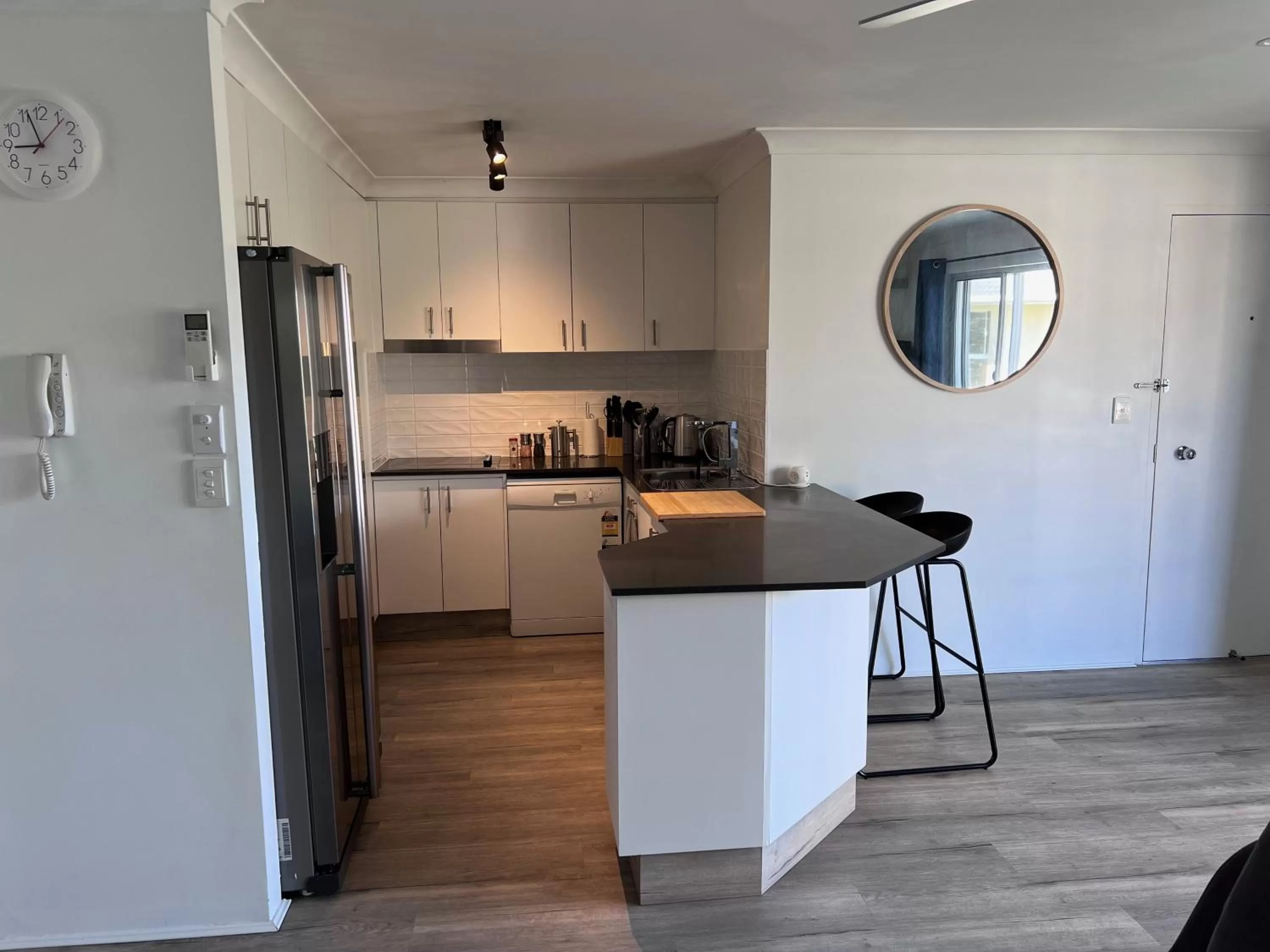 Kitchen or kitchenette in Surfers Del Rey