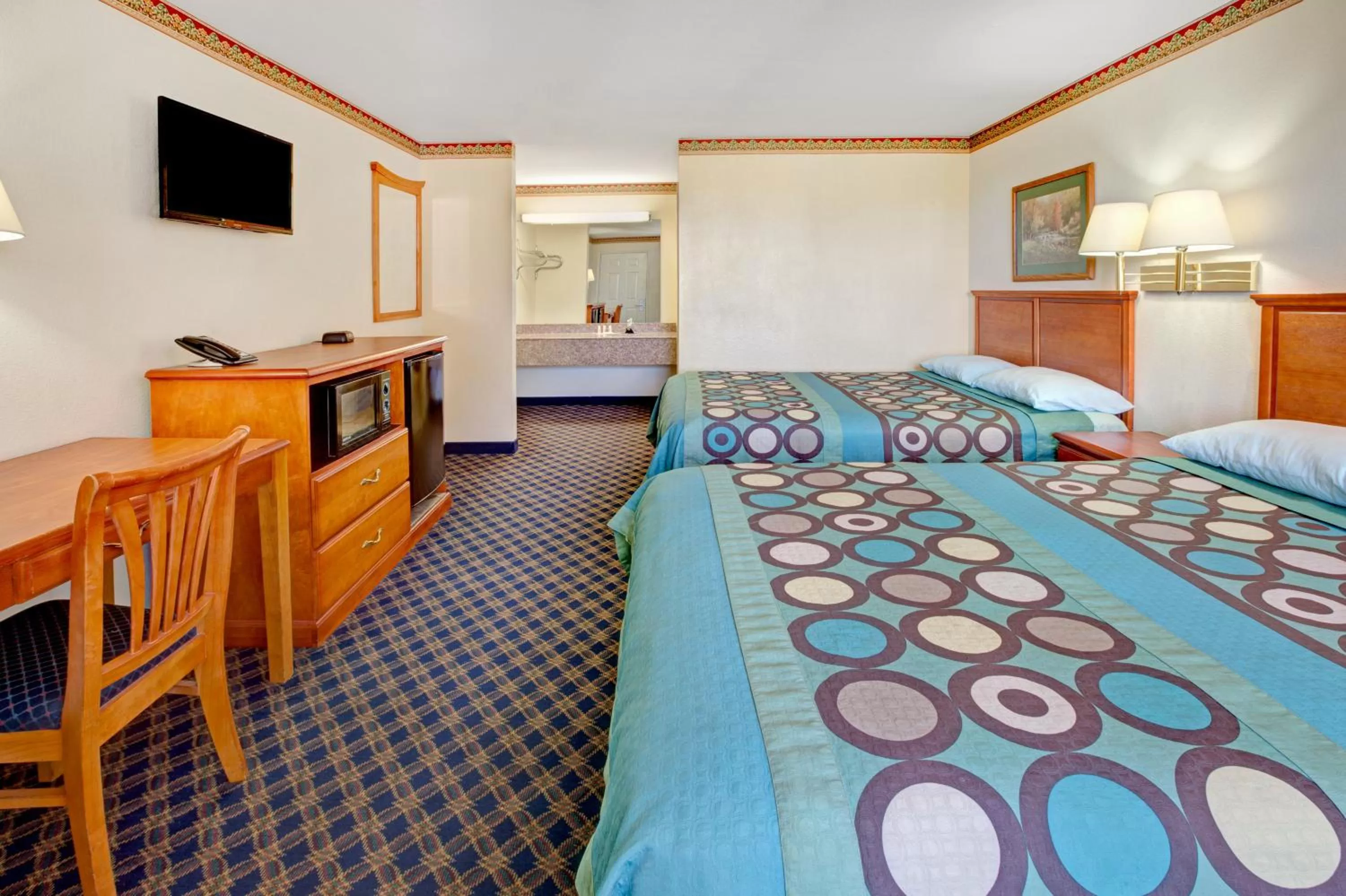 Bedroom, Bed in Super 8 by Wyndham Arlington Near AT&T Stadium