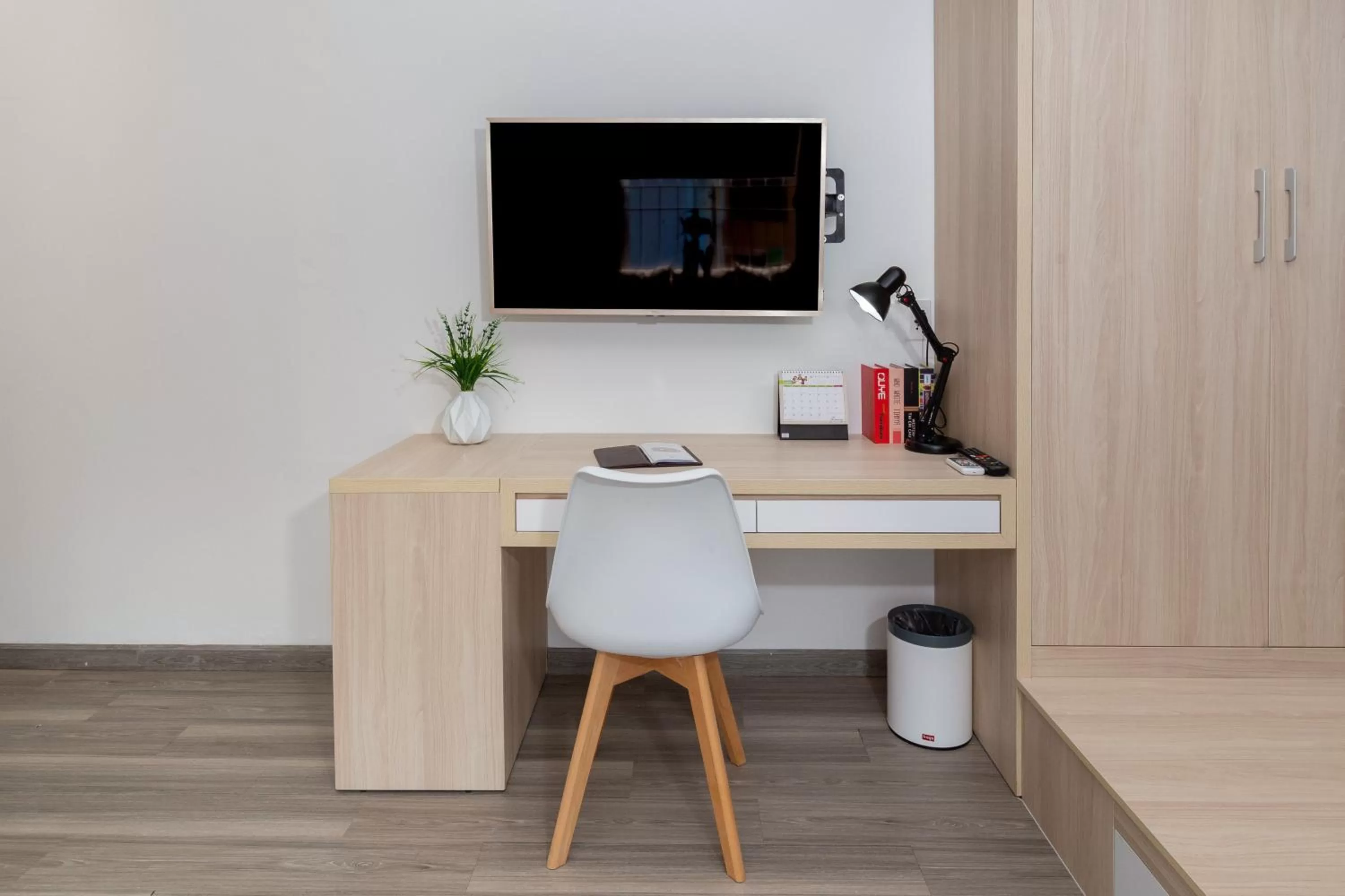 TV and multimedia in Spotlight Hotel