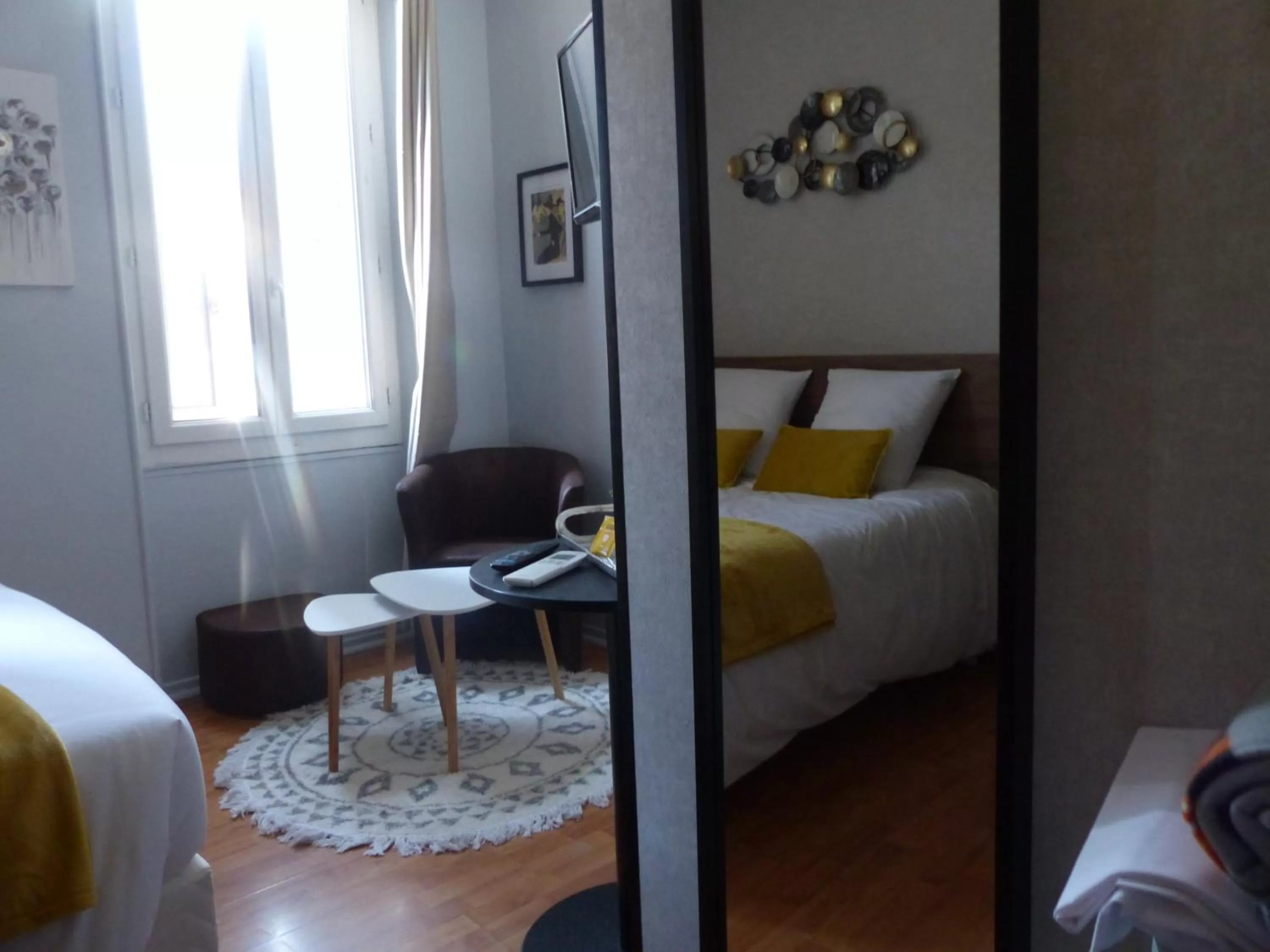 Bed in Hotel Le Rochegude