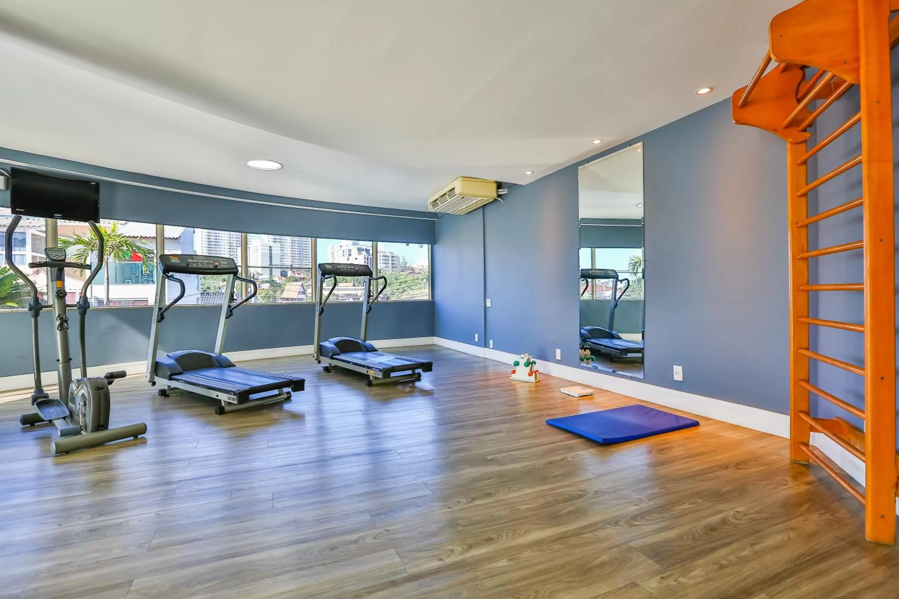 Fitness centre/facilities in Dubai Macaé by Atlântica