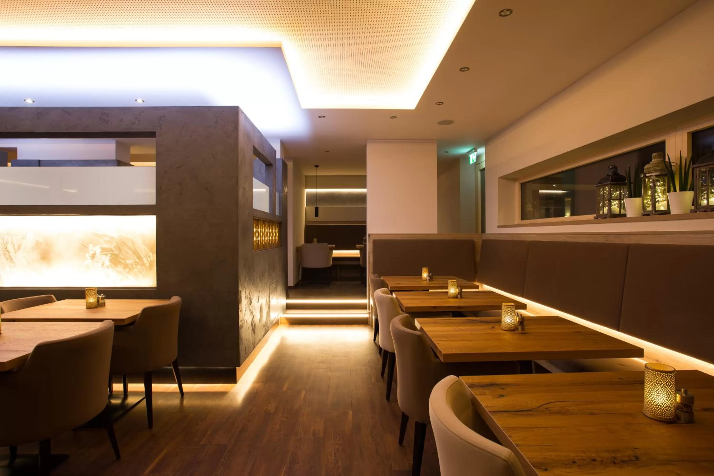 Restaurant/places to eat in Hotel Bergruh