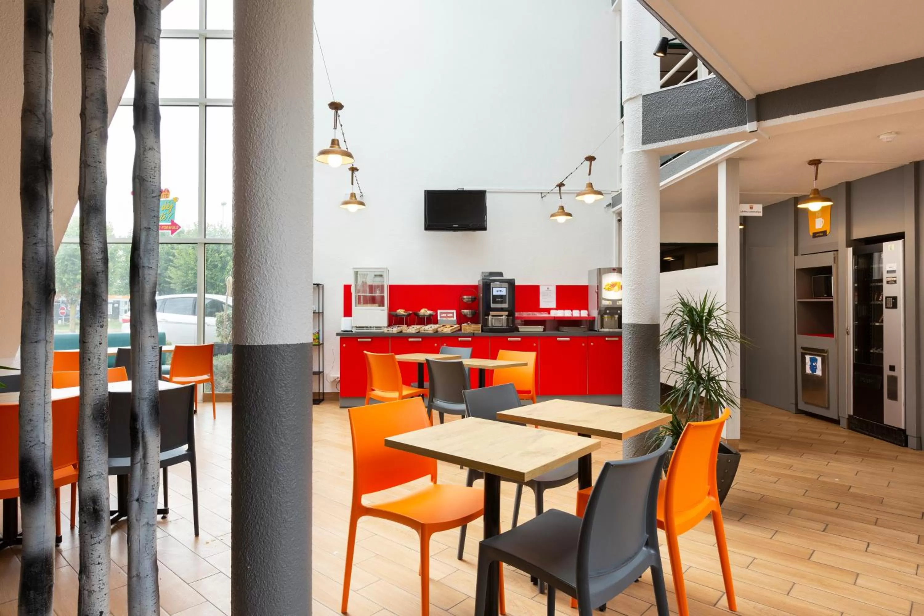 Breakfast in Hôtel F1 Reims Tinqueux