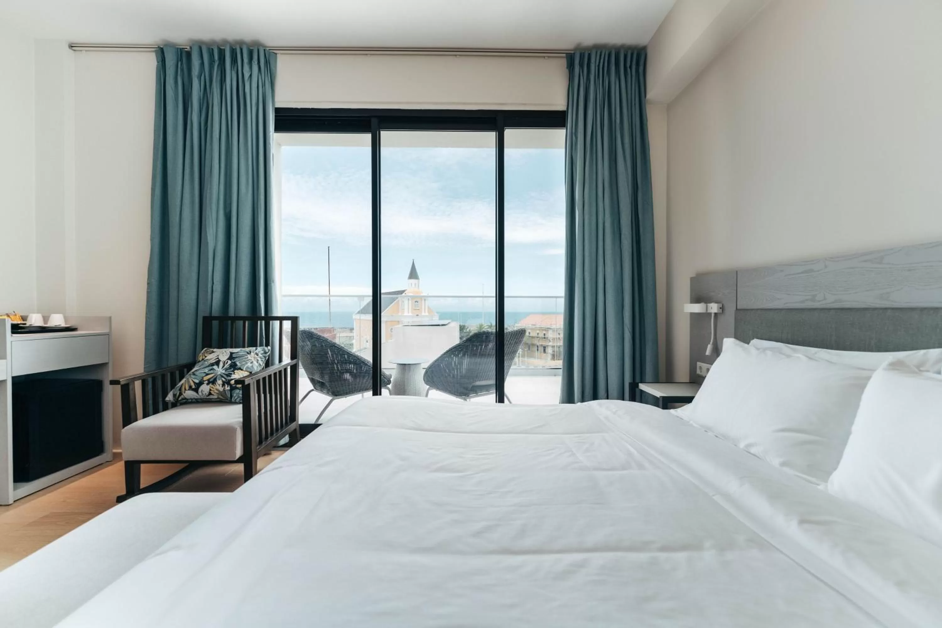 View (from property/room), Bed in Elements Hotel & Shops Curaçao