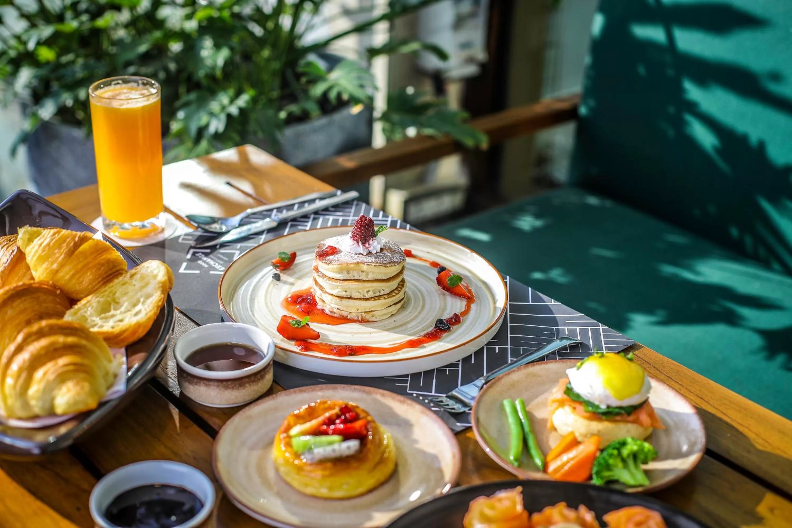 Breakfast in Novotel Hyderabad Airport