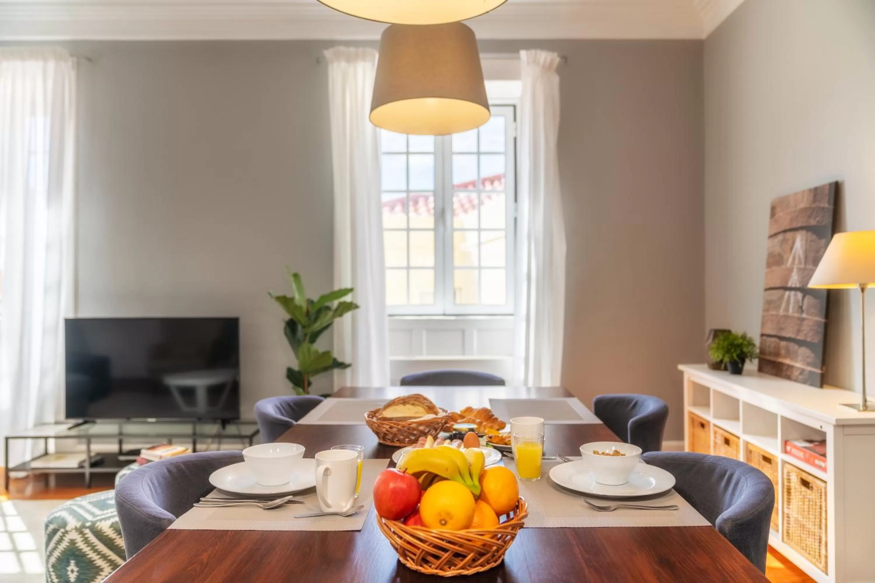 Dinner in The Wine Lodges by An Island Apart