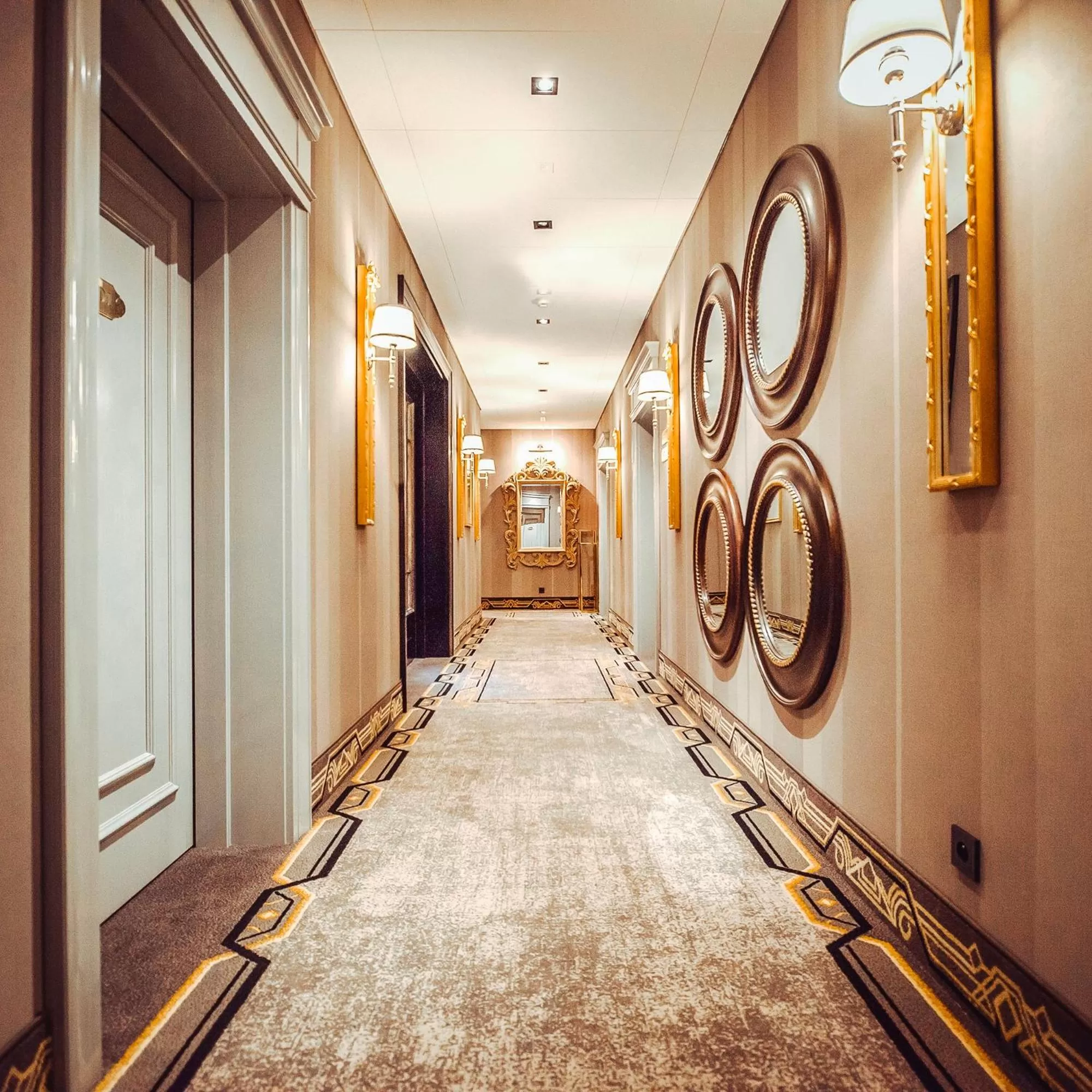 Lobby or reception in Bachleda Luxury Hotel Kraków - MGallery Collection