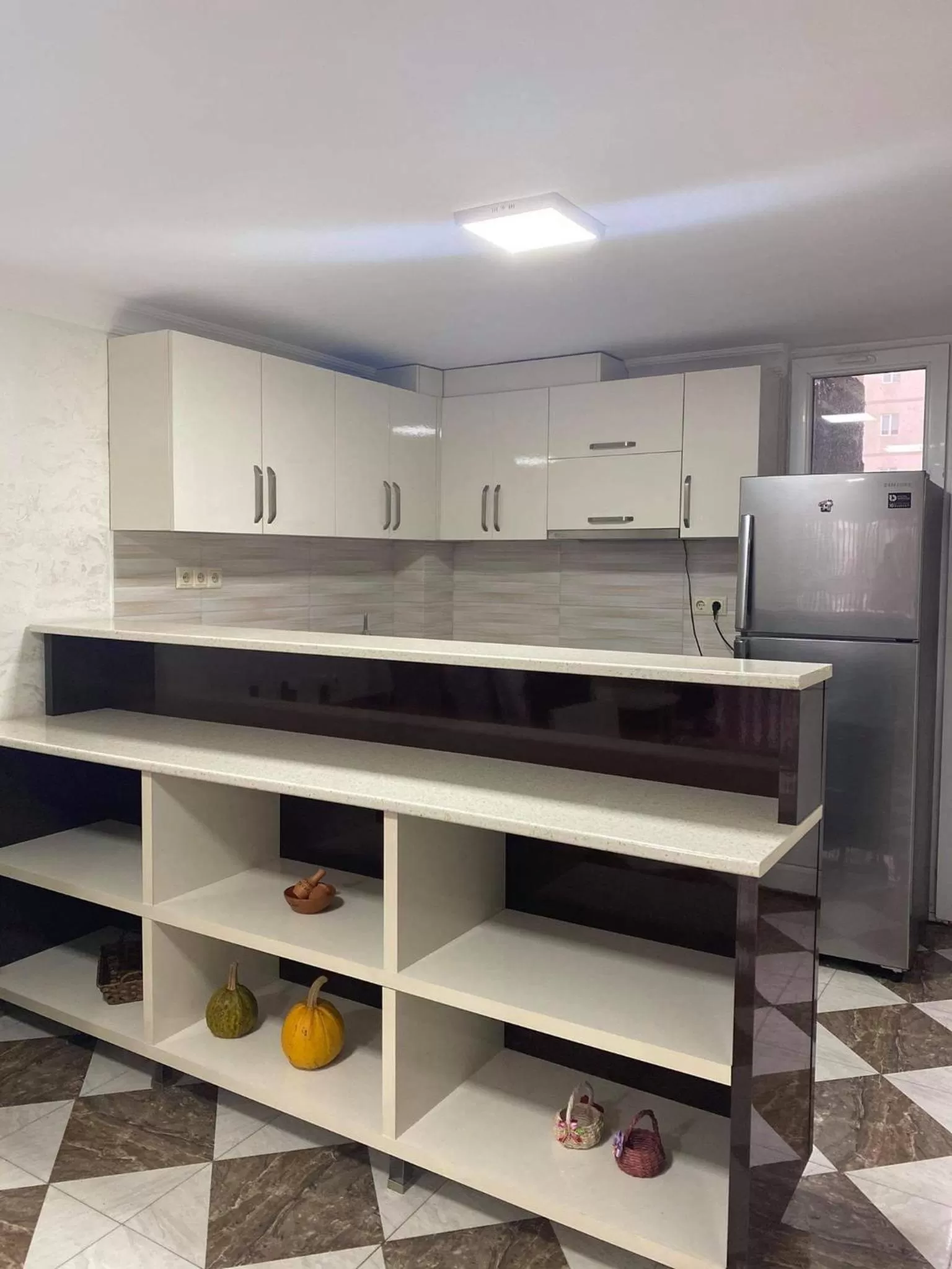 Communal kitchen in Family Hotel