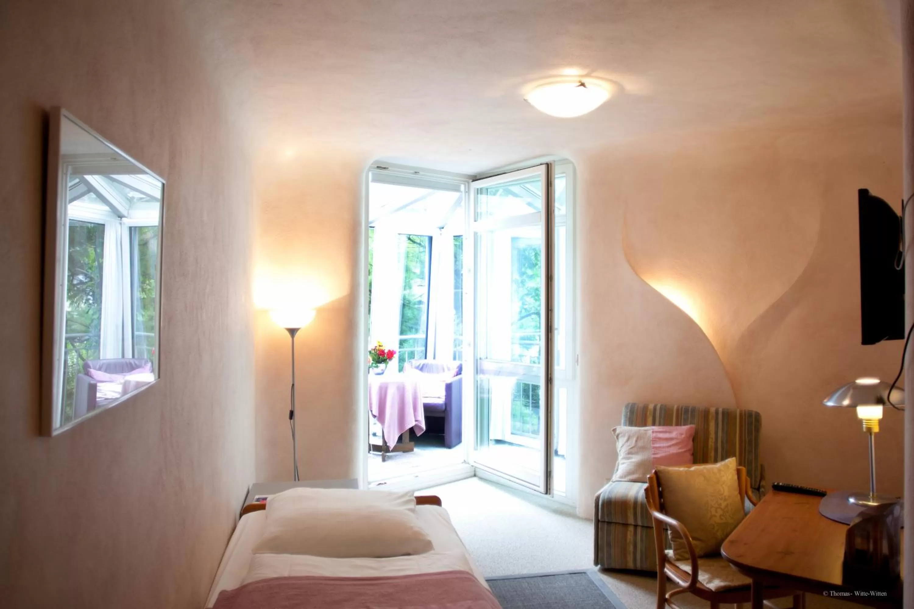 Photo of the whole room, Bed in Hotel Georg