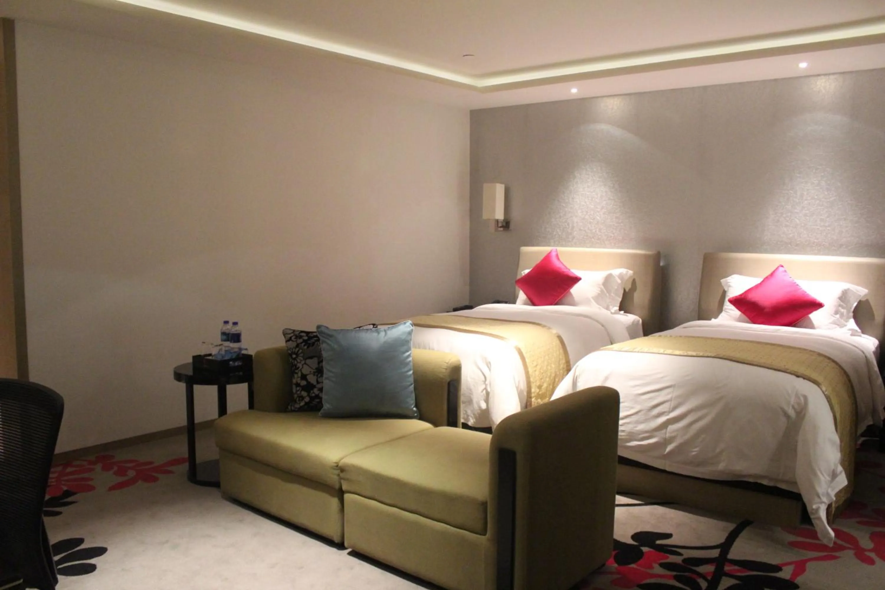 Bed in Wongtee V Hotel