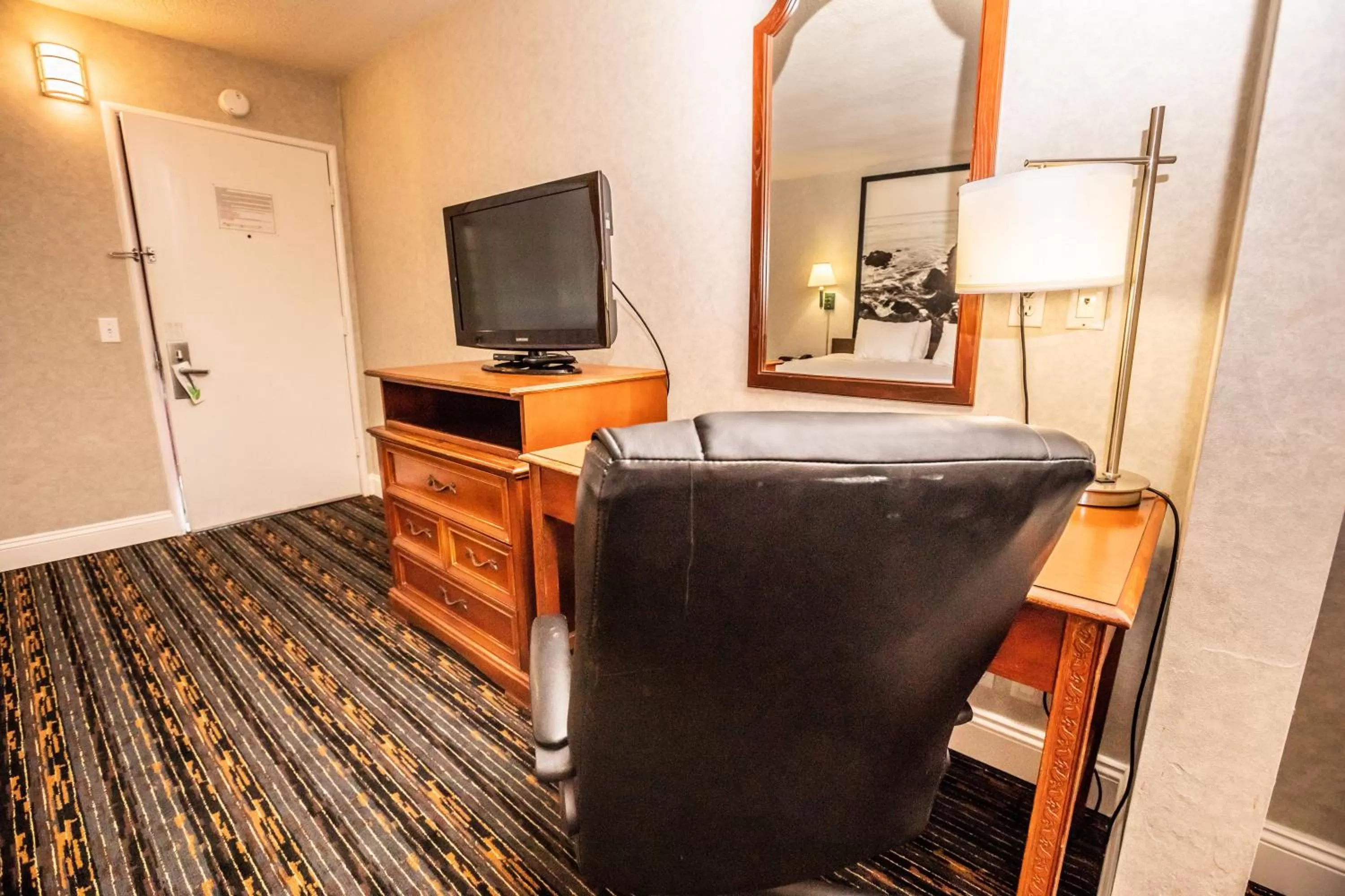 Decorative detail in Pelican Inn