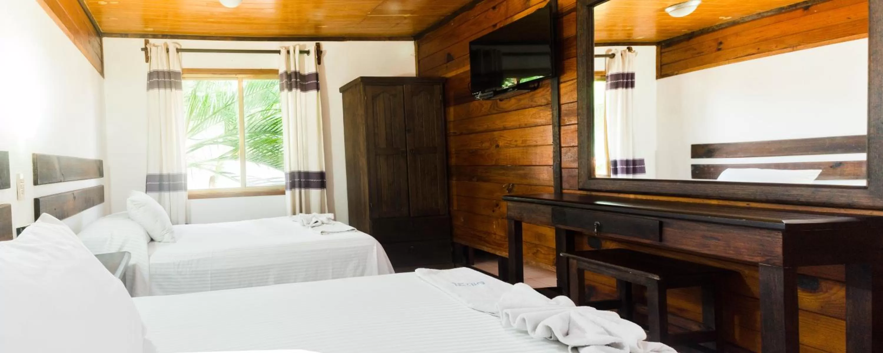 TV and multimedia, Bed in Bungalows Zicatela